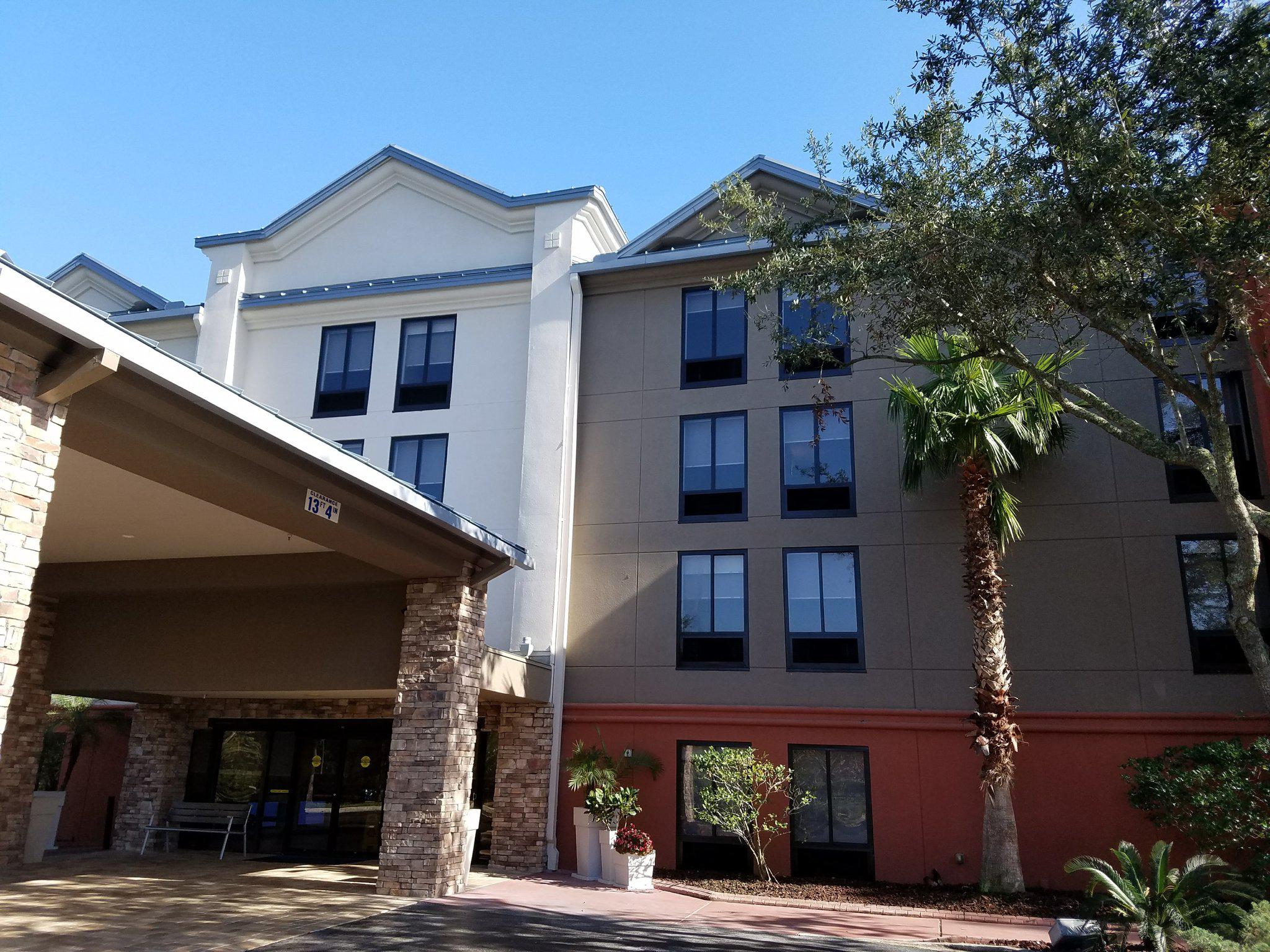 Holiday Inn Express & Suites Jacksonville-South Photo