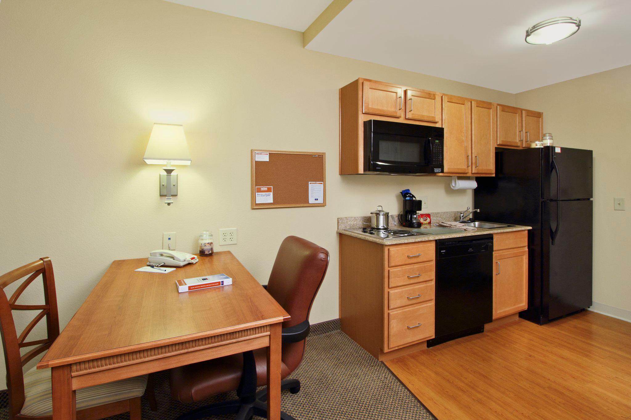 Candlewood Suites Norfolk Airport Photo