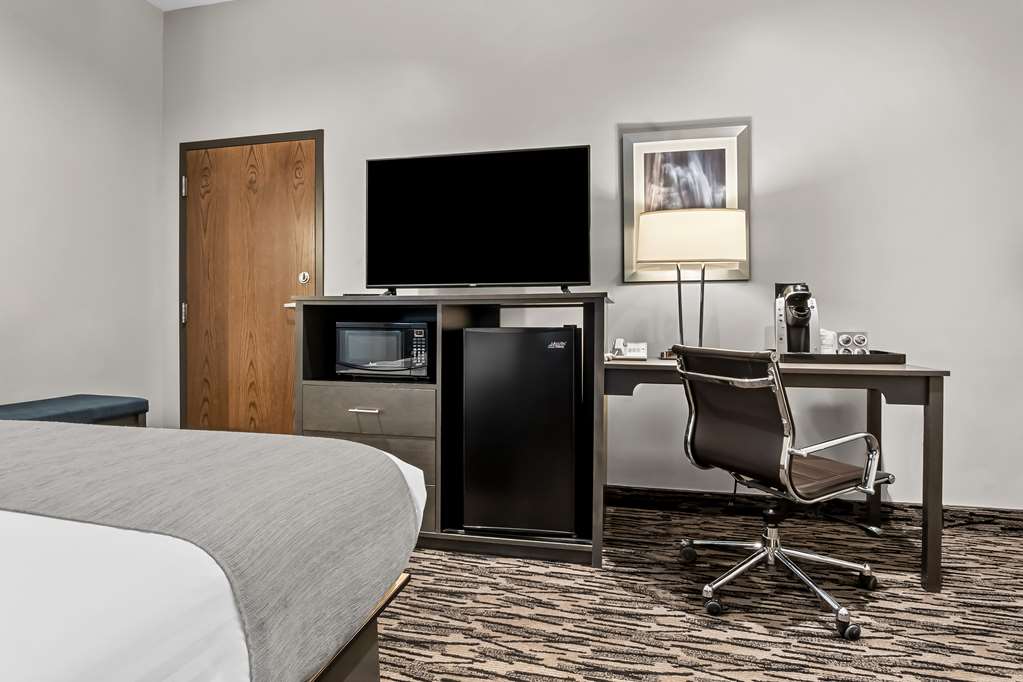 Best Western Sawtooth Inn & Suites Image