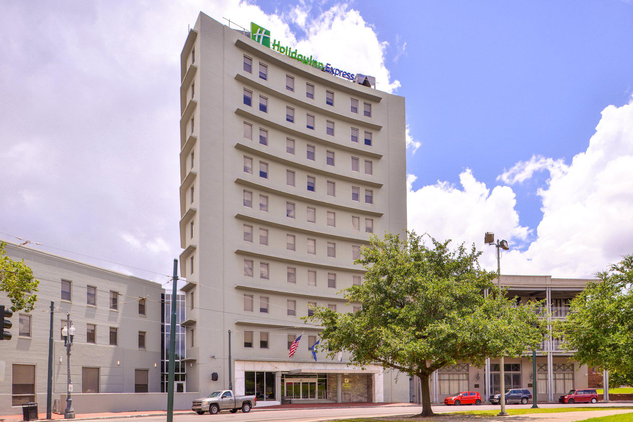 Holiday Inn Express New Orleans - St Charles Photo