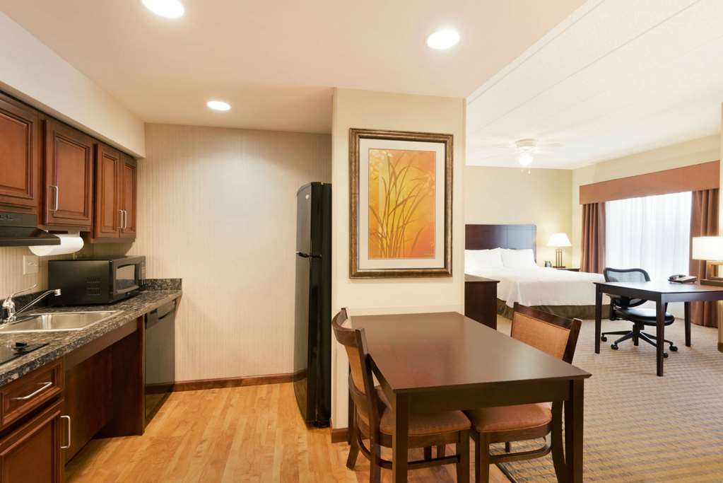 Homewood Suites by Hilton Minneapolis-New Brighton Image