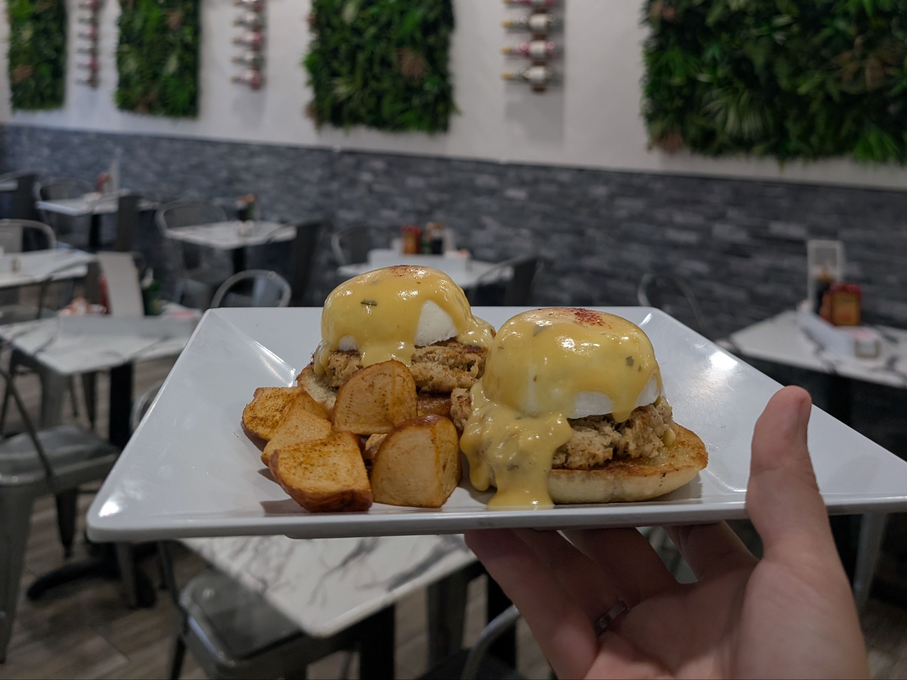 Crab Cake Benny