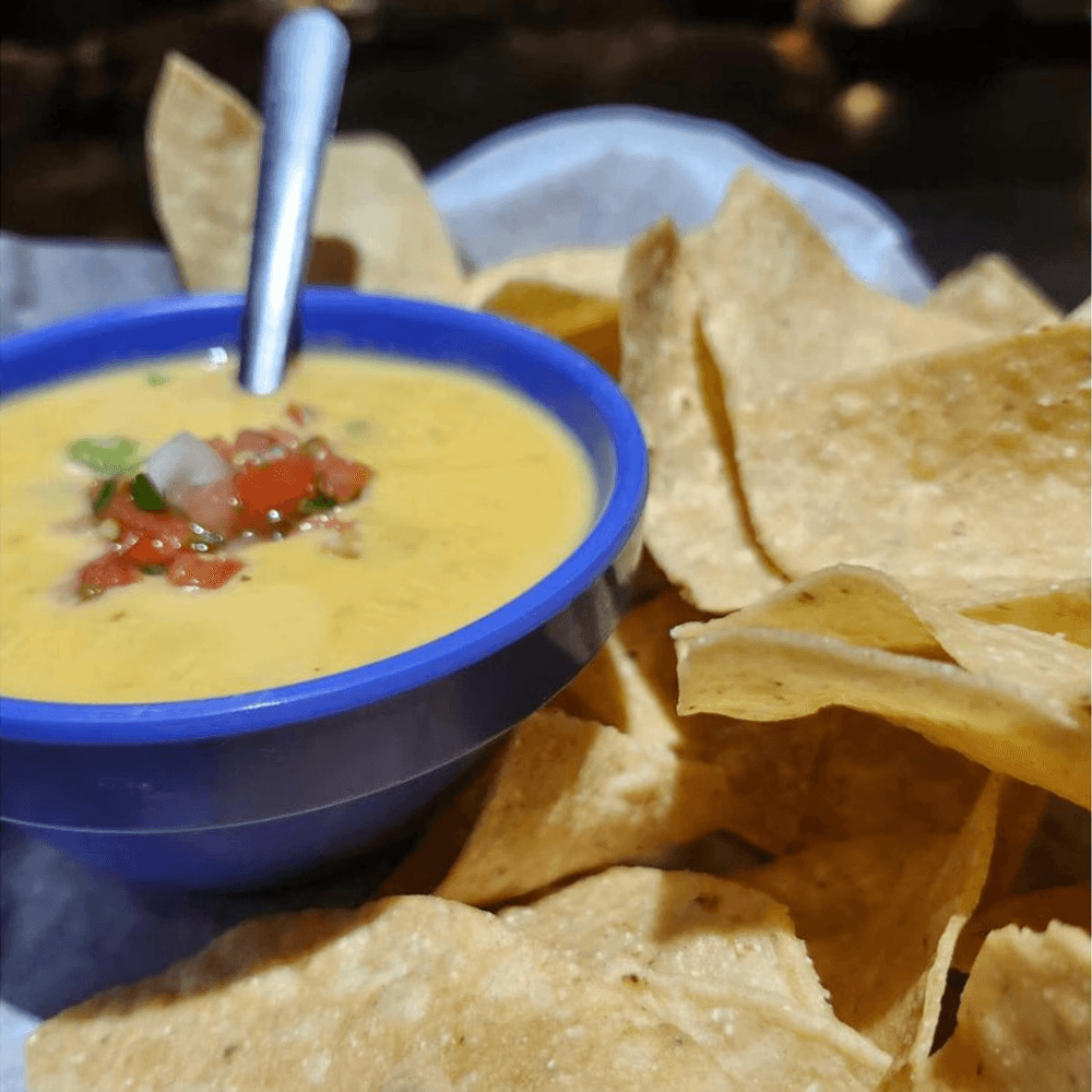 Chips & Queso