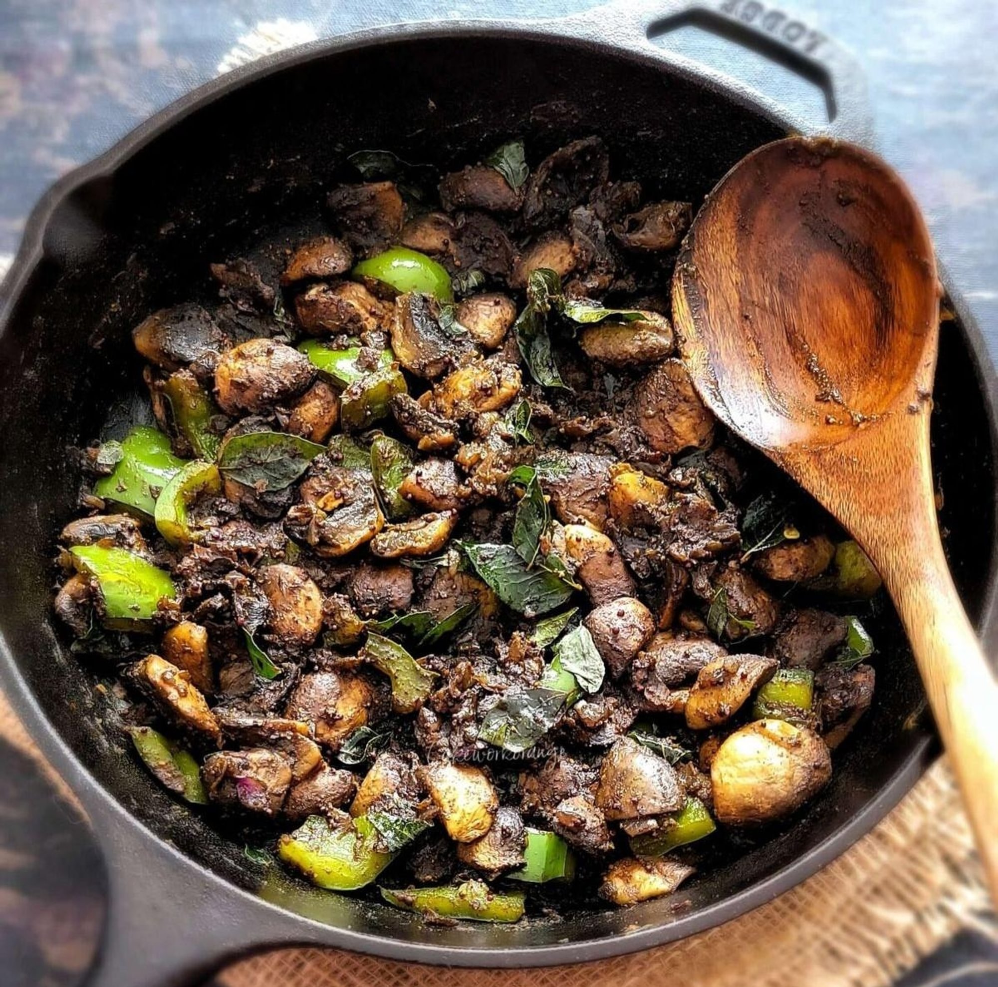 Mushroom Pepper Fry