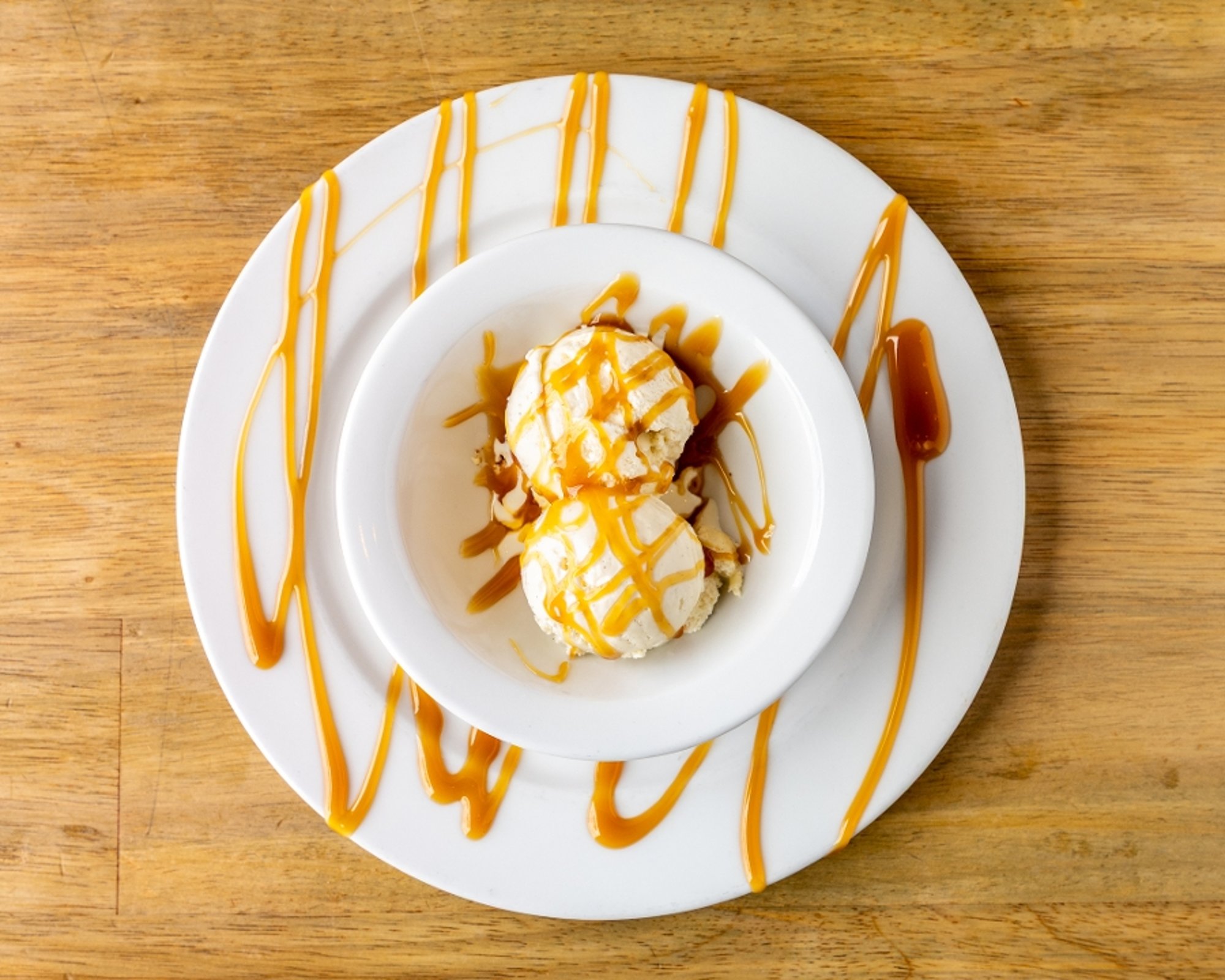 Vanilla Bean Ice Cream with Caramel Sauce
