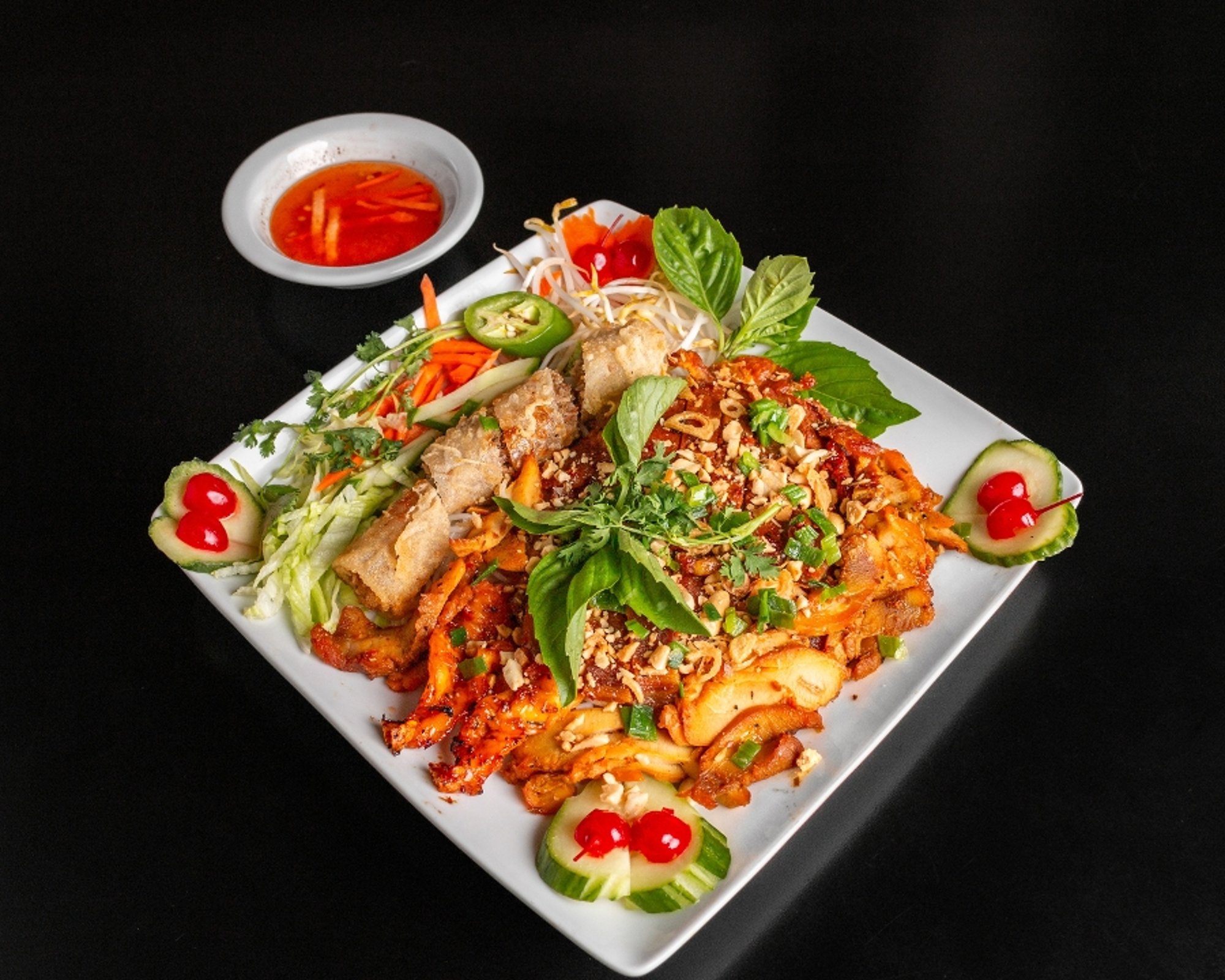 B8. Vermicelli Medley - Bún Đặc Biệt