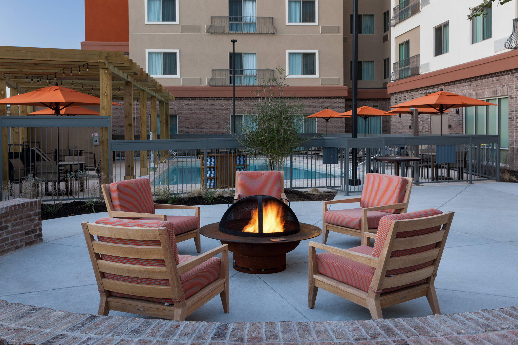 Courtyard by Marriott Fort Worth Historic Stockyards Photo