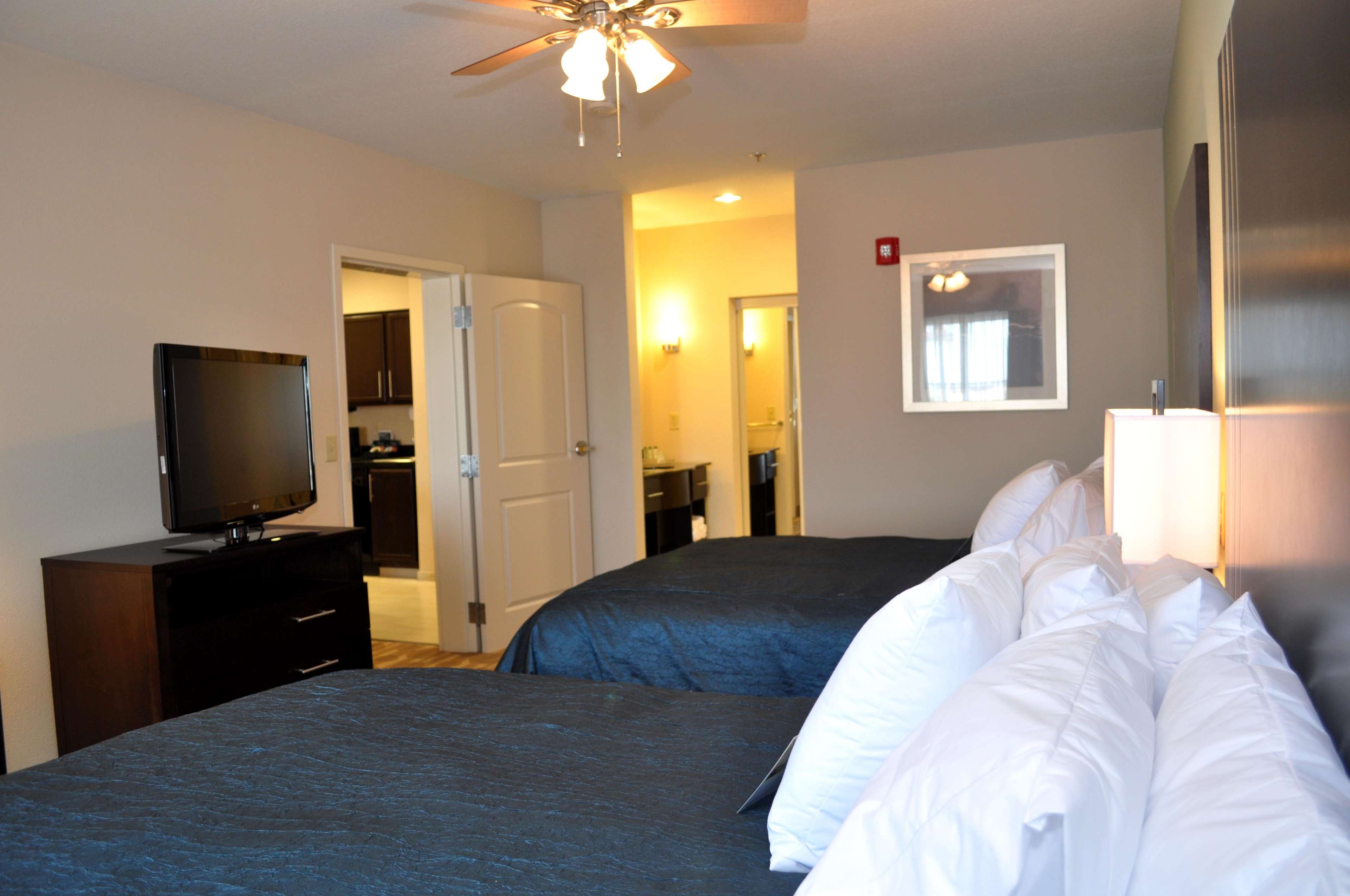 Homewood Suites by Hilton Fort Wayne Photo