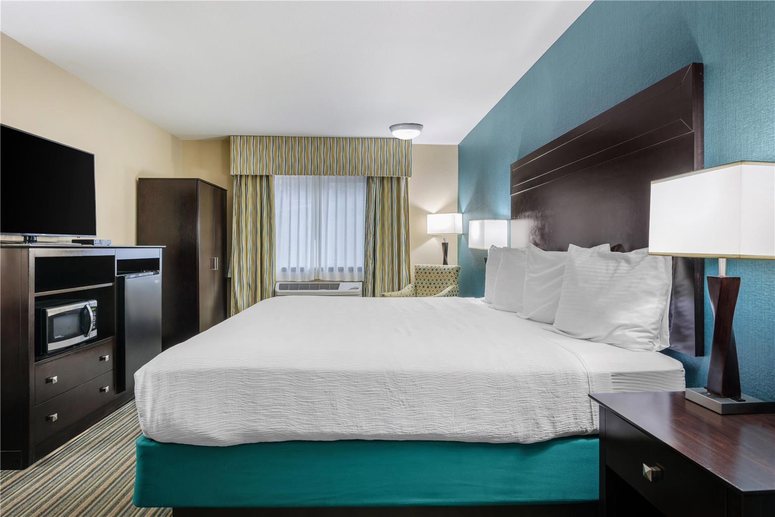 Best Western Long Beach Inn Image