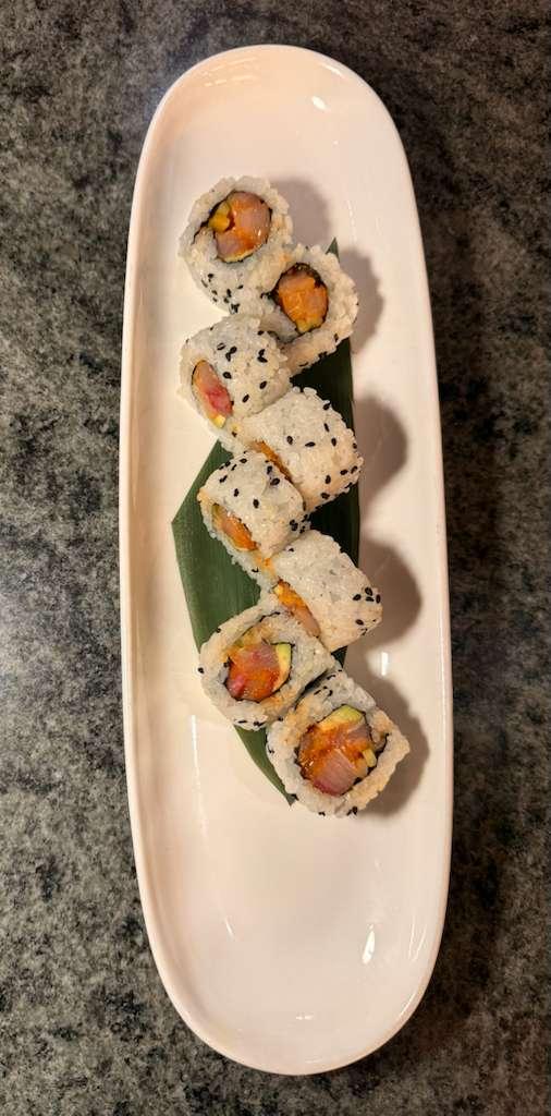 Spicy Yellowtail Roll Maki