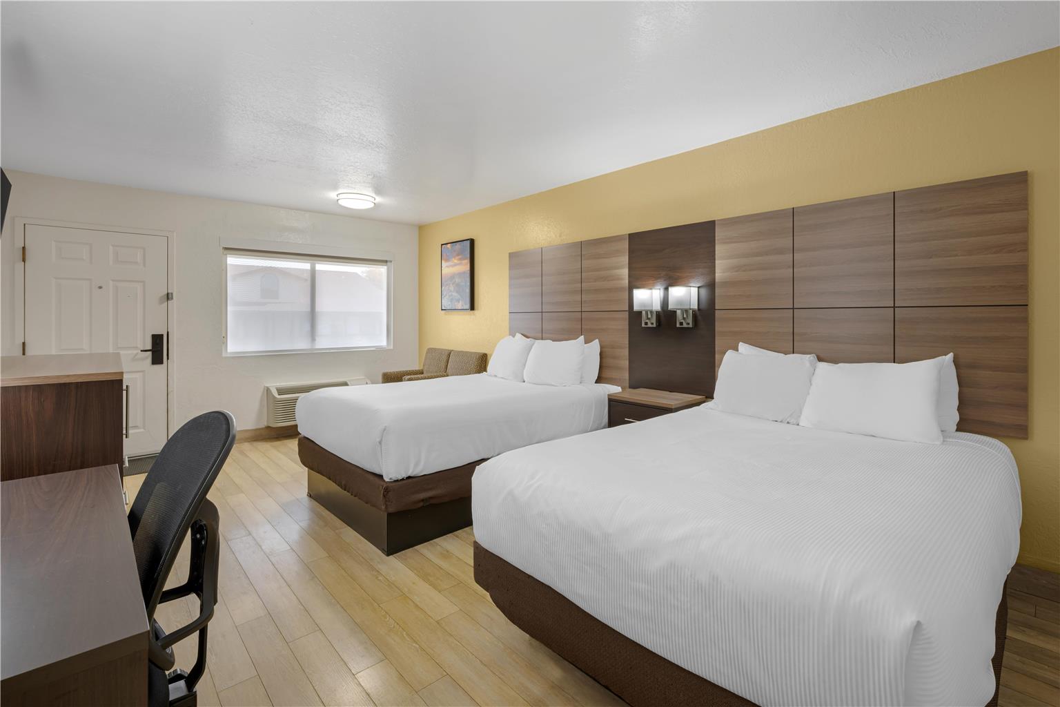 Best Western Santa Rosa Inn Image