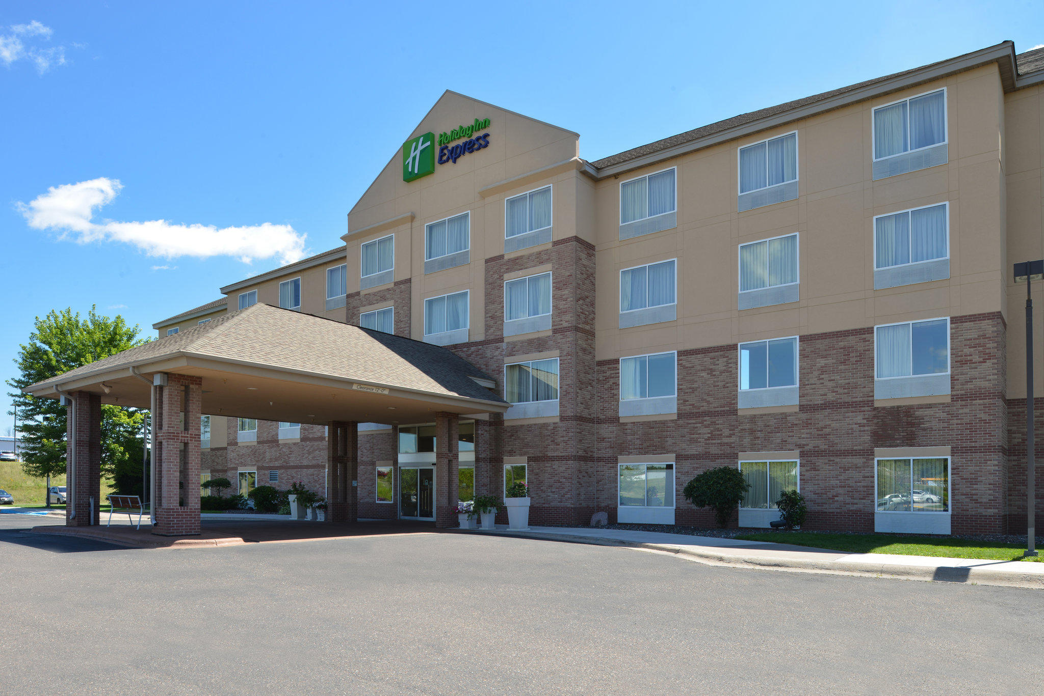 Holiday Inn Express St. Croix Valley Photo