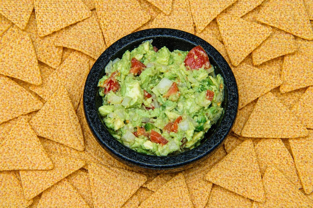 Guacamole & Chips (Personal)