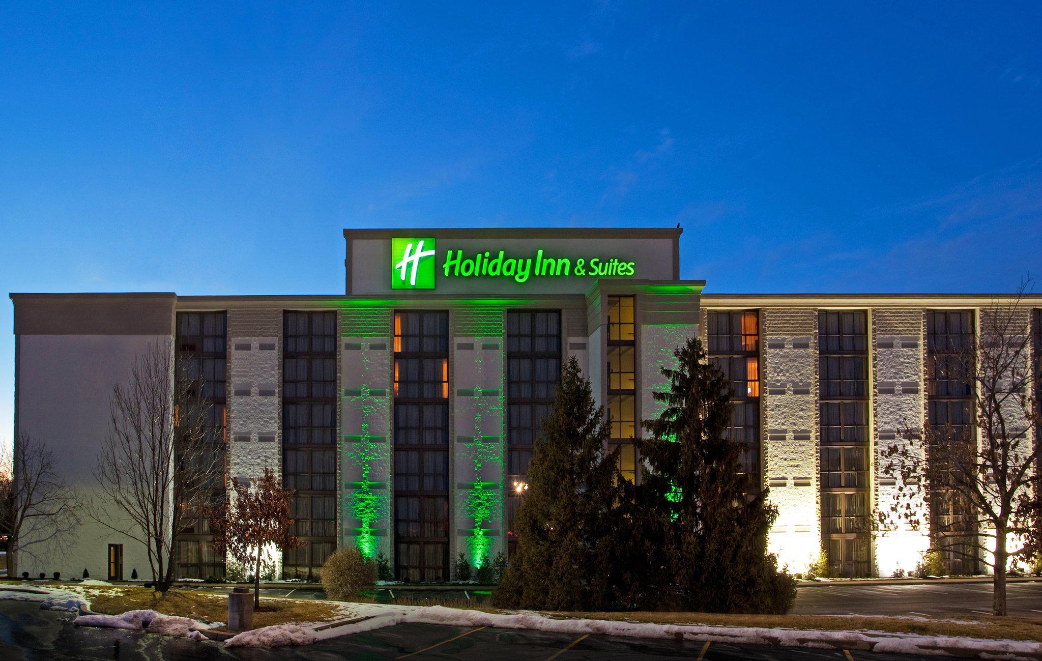 Holiday Inn & Suites Cincinnati-Eastgate (I-275E) Photo