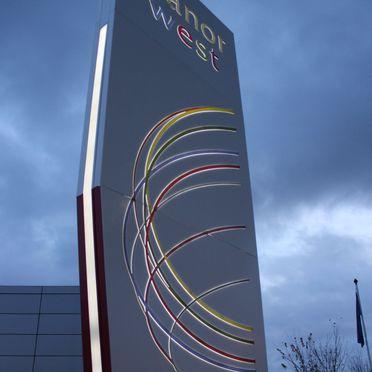 Monolith & Free Standing Signs