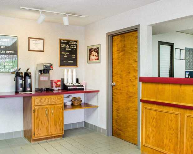 Images Econo Lodge
