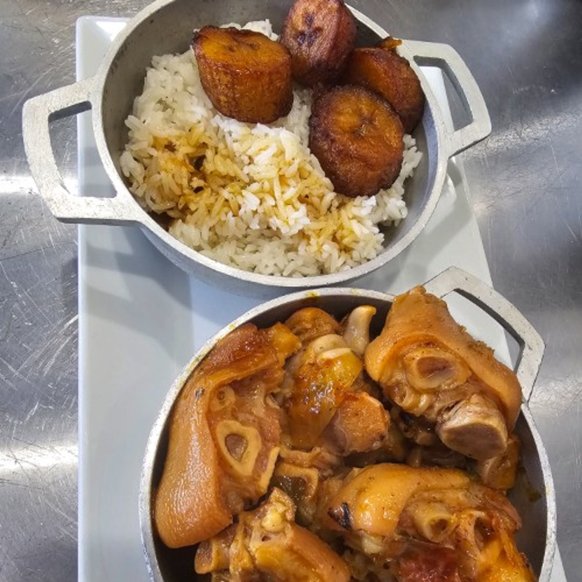 Paticas De Cerdo / Pig Feet