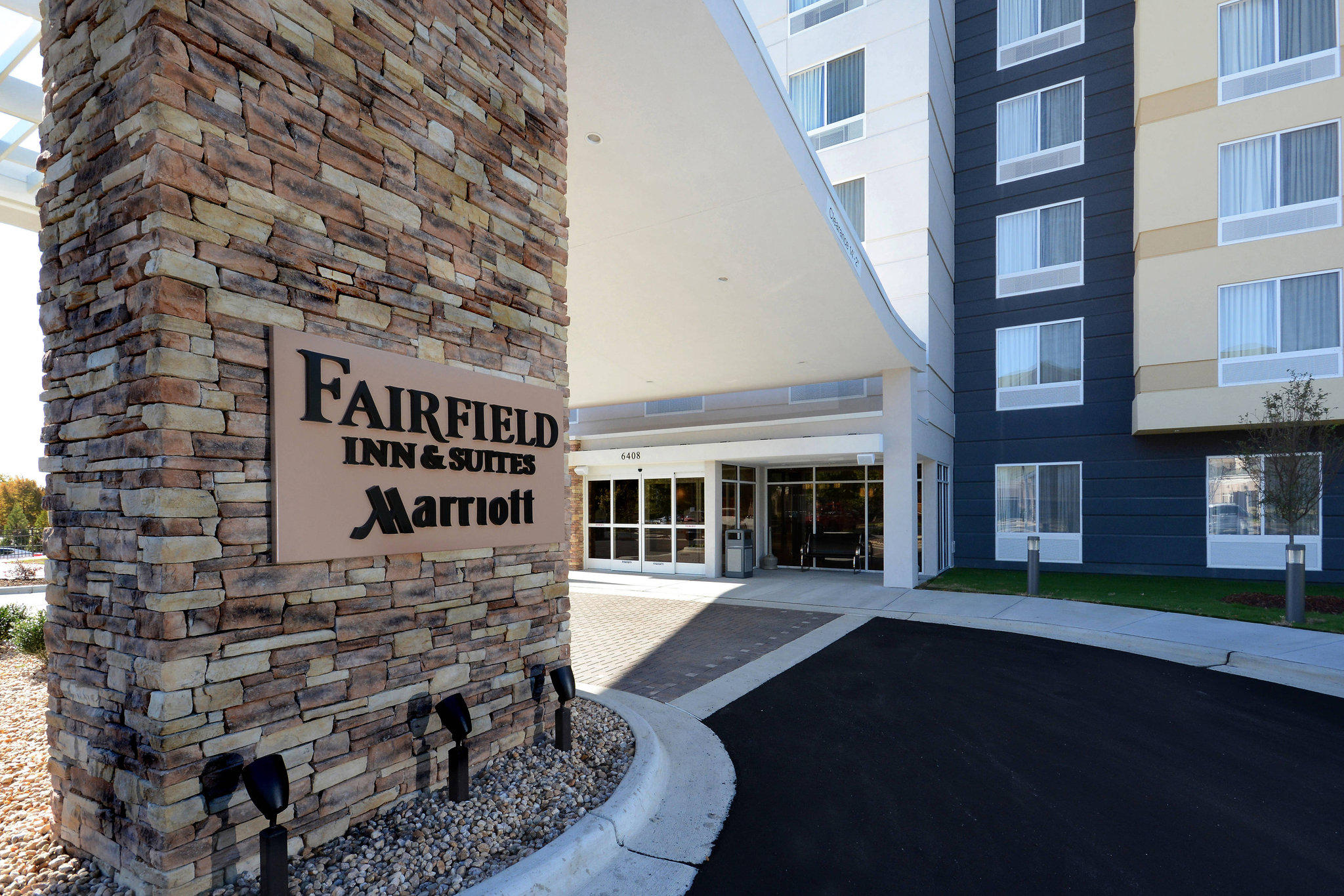 Fairfield Inn & Suites by Marriott Raleigh Capital Blvd./I-540 Photo