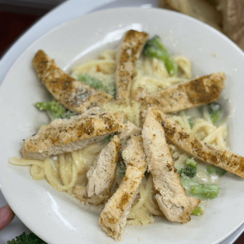 Chicken and Broccoli Alfredo