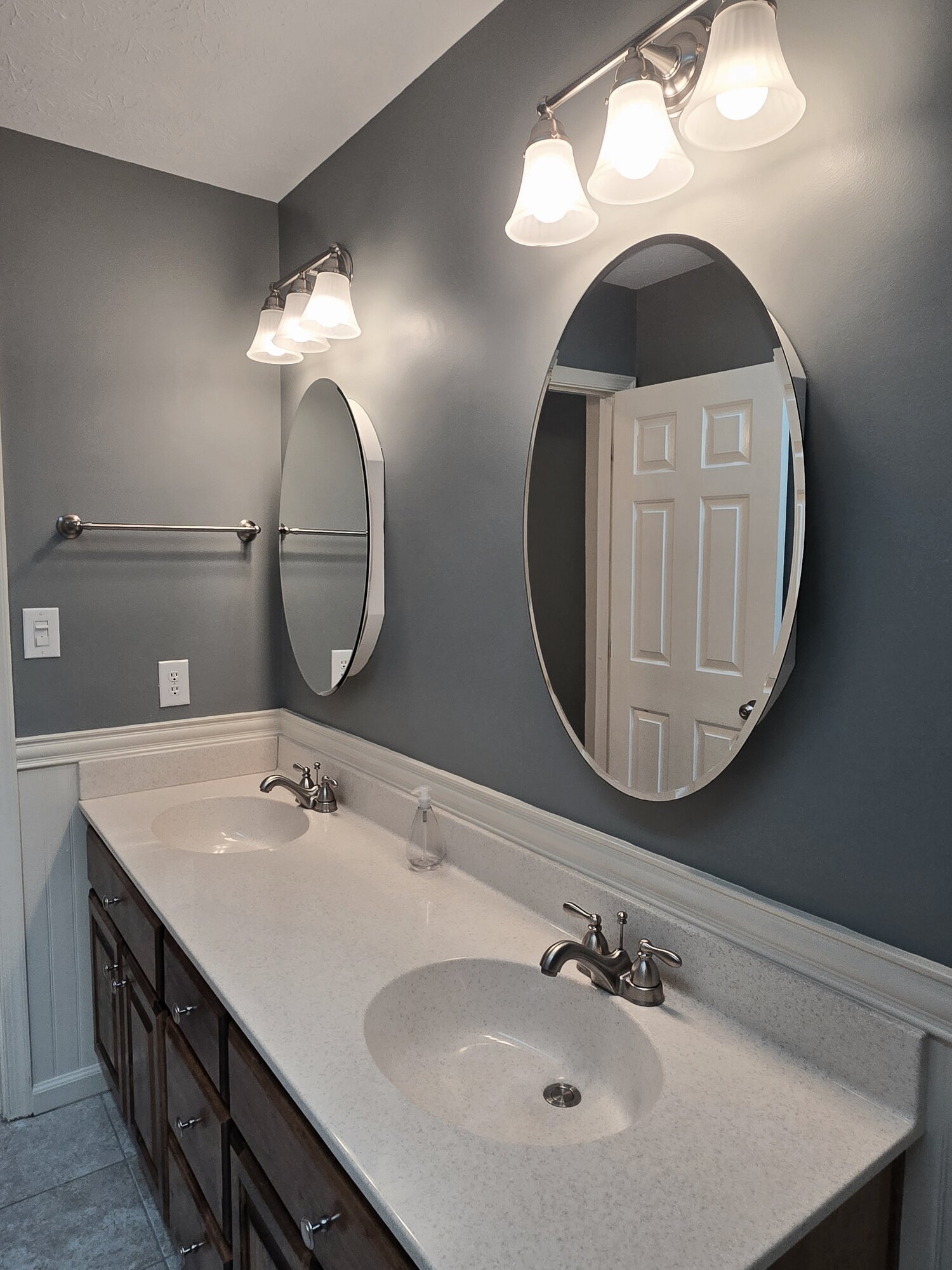 Queen Bee Cleaning, LLC Image