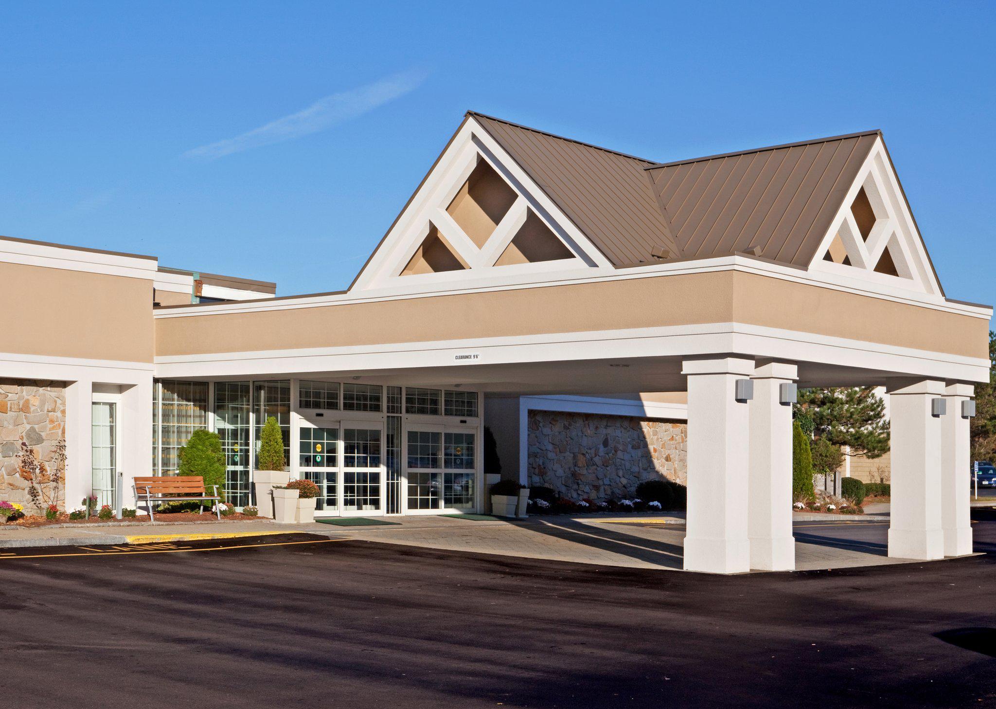 Holiday Inn Mansfield-Foxboro Area Photo