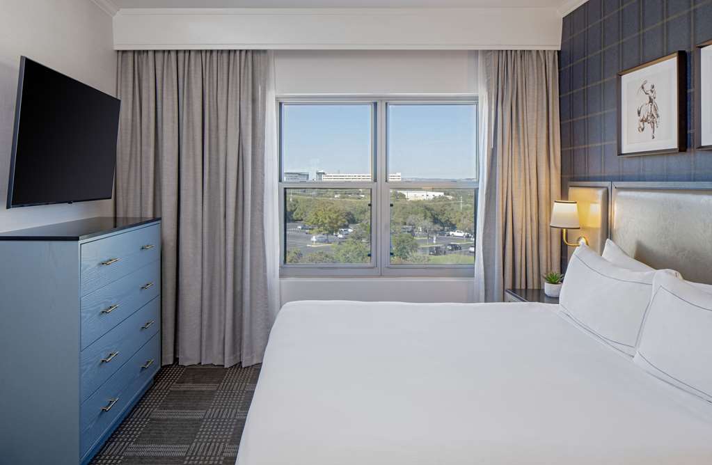 Hilton San Antonio Hill Country Image