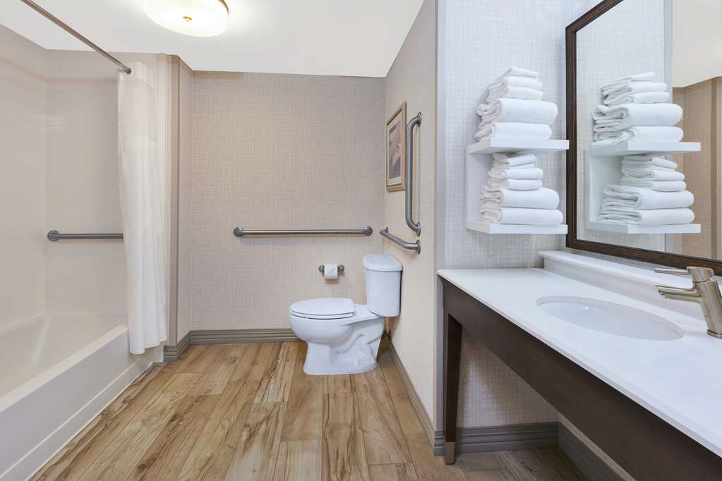 Hampton Inn & Suites Wells-Ogunquit Image
