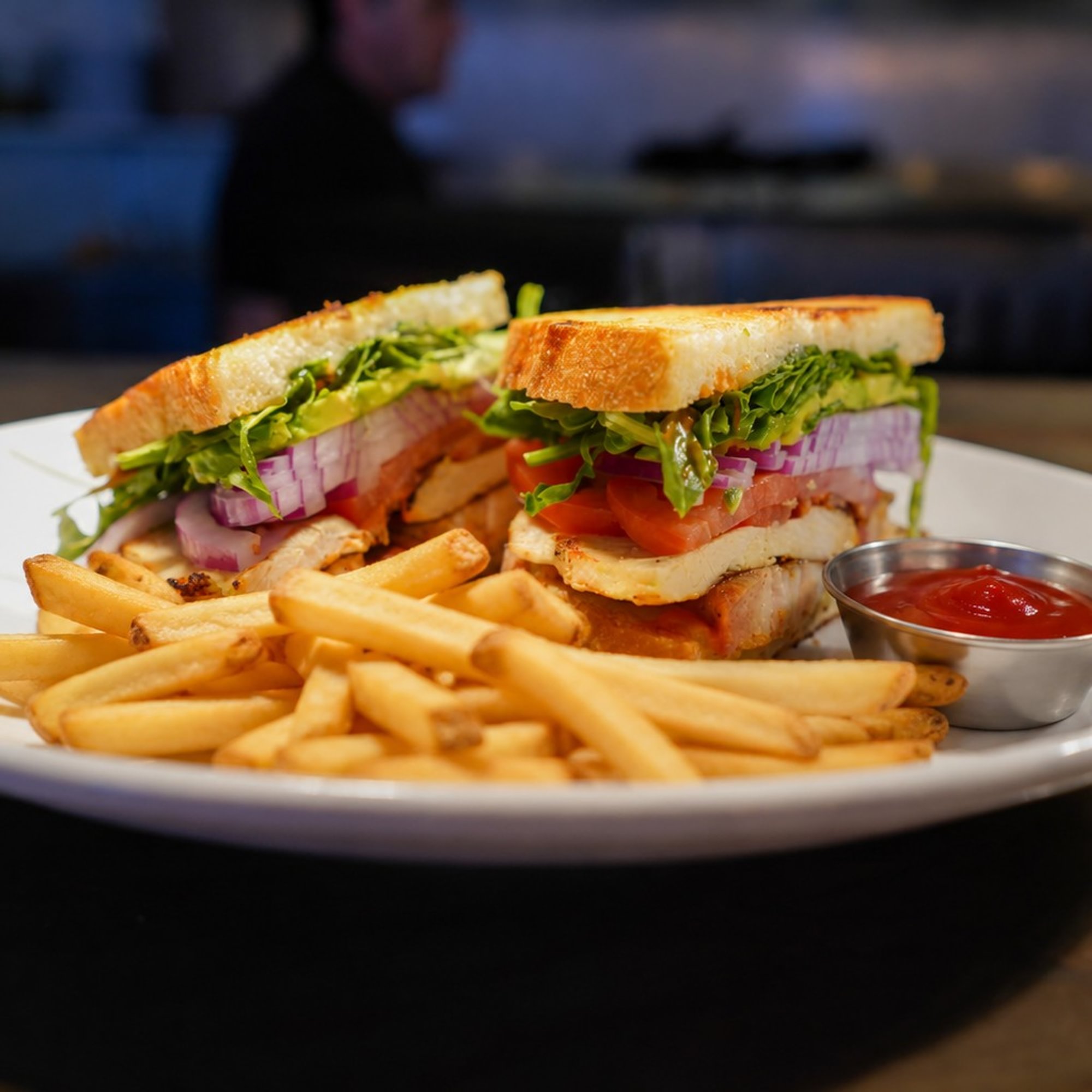 CHICKEN CLUB