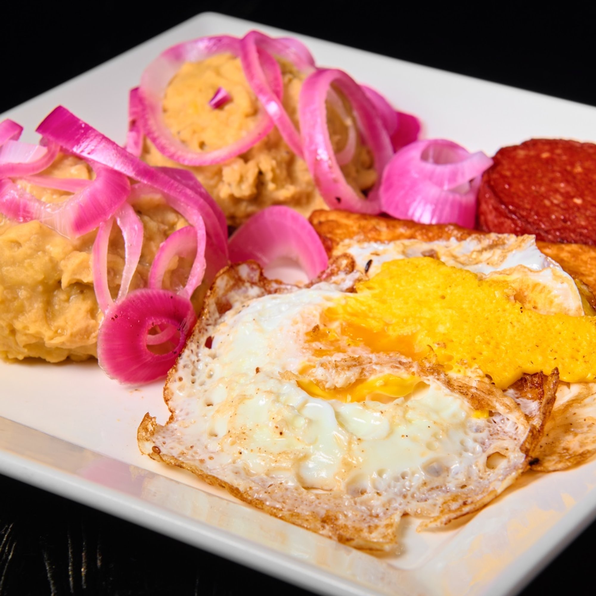 Mangu Con Cebolla/ No Cebolla- Tres Golpes