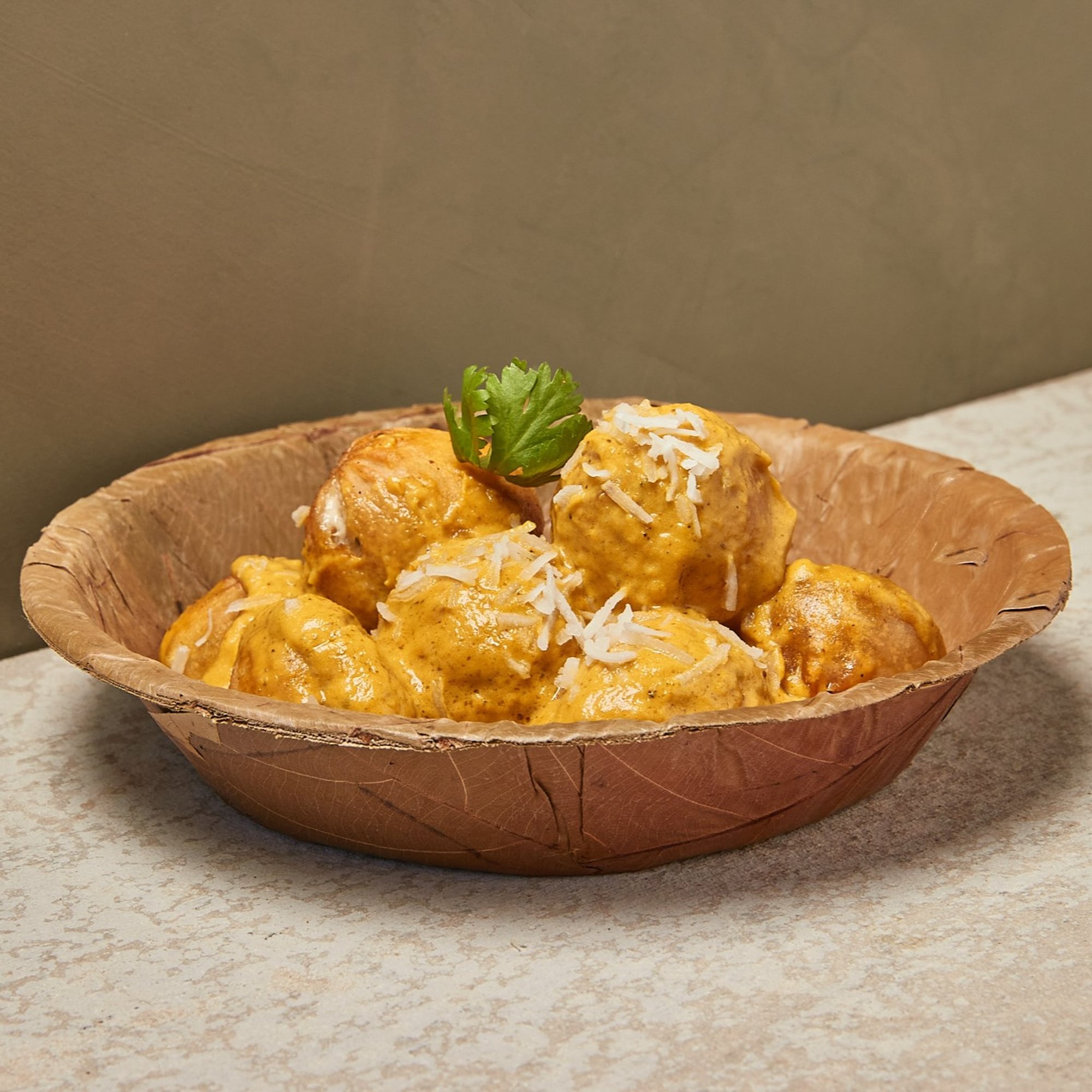 KORMA MOMO