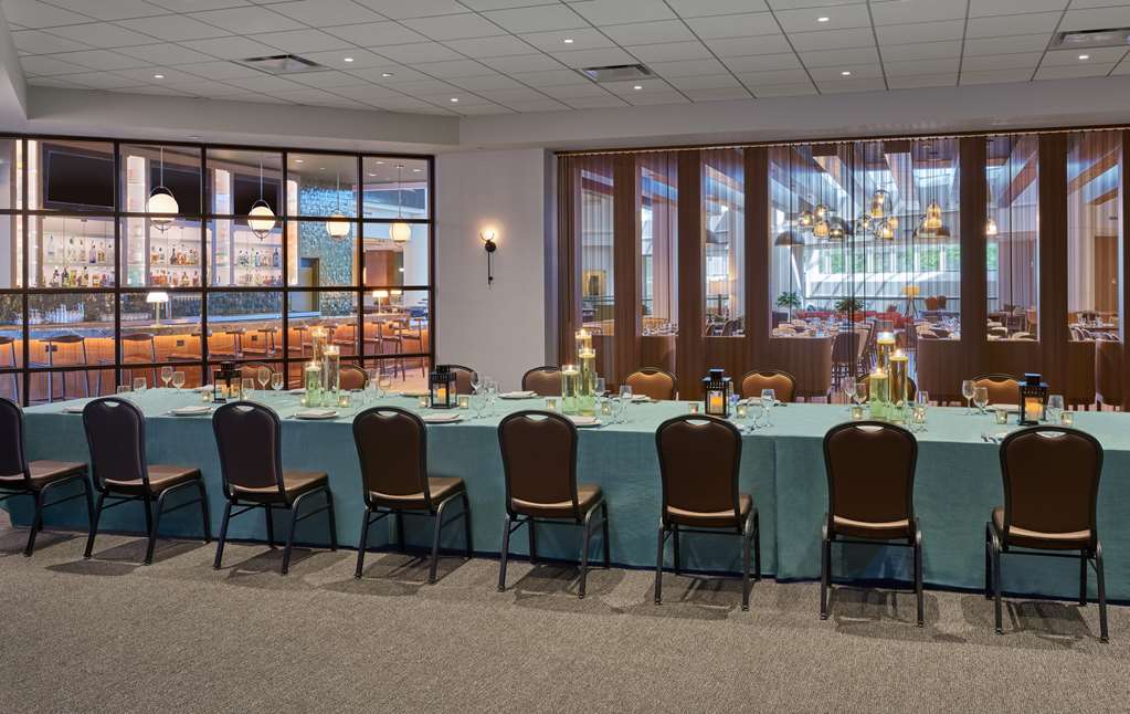 Hilton Atlanta Airport Image