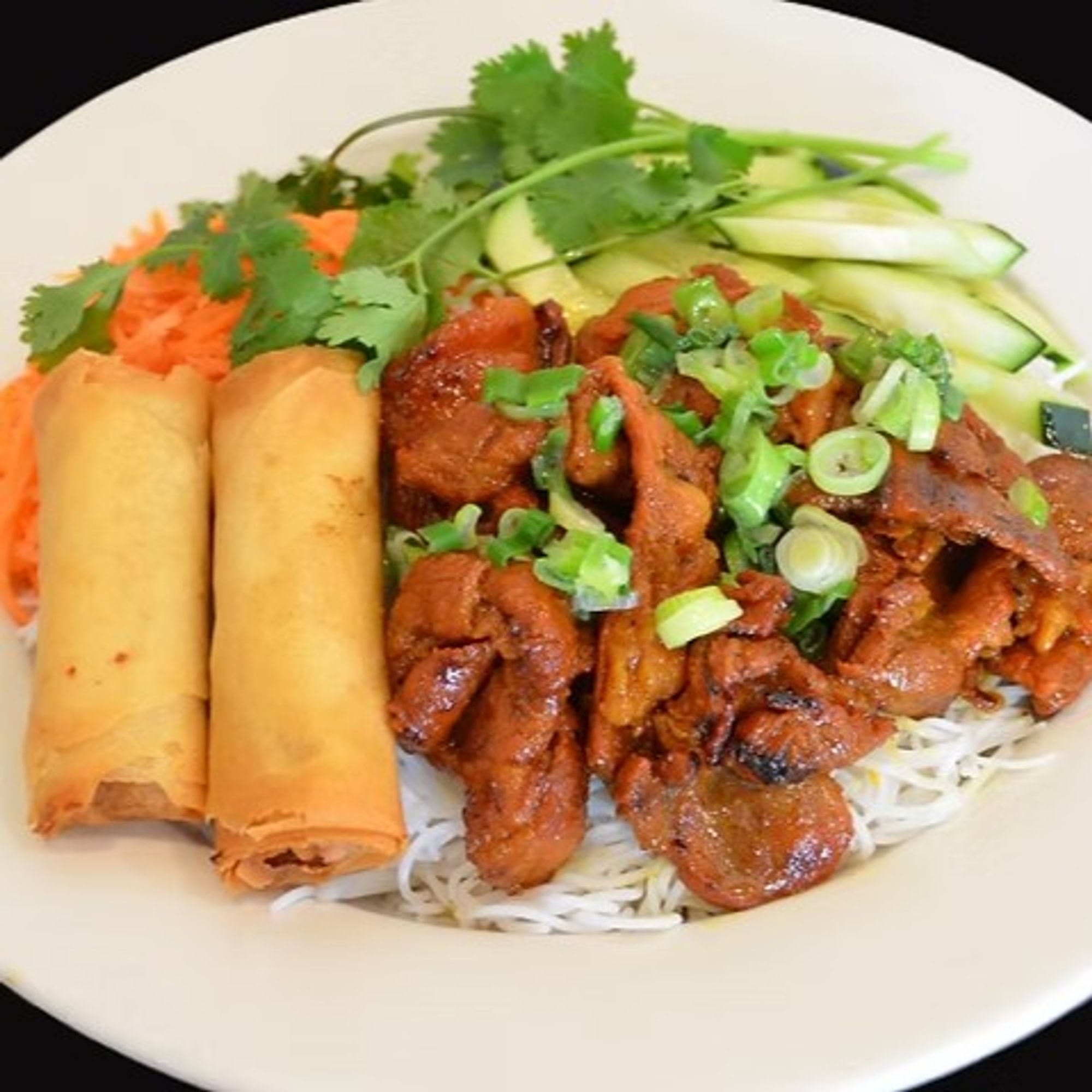 Charbroiled Meat & Eggrolls Vermicelli