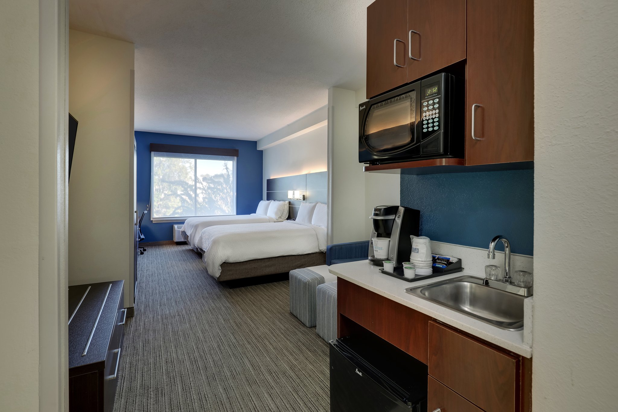 Holiday Inn Express & Suites Gadsden W-Near Attalla by IHG Image