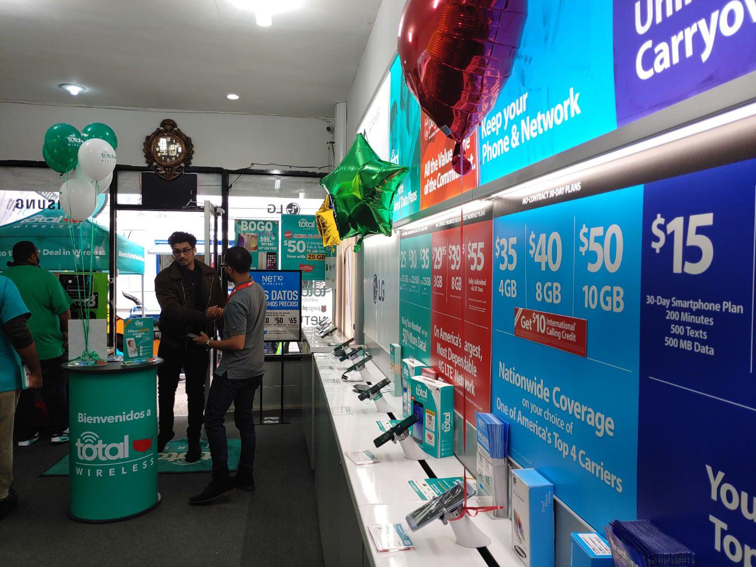 Total Wireless Store Photo