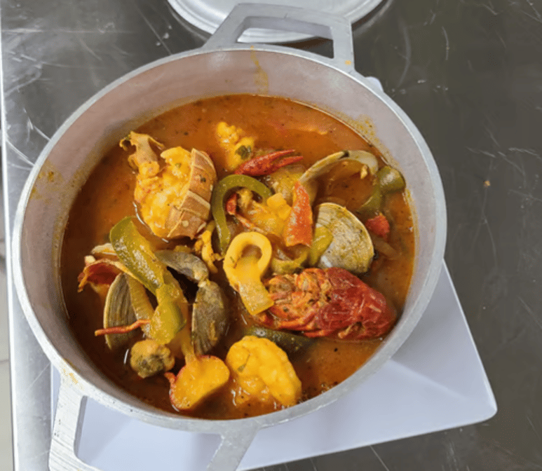 Cazuela De Mariscos / Seafood Casserole