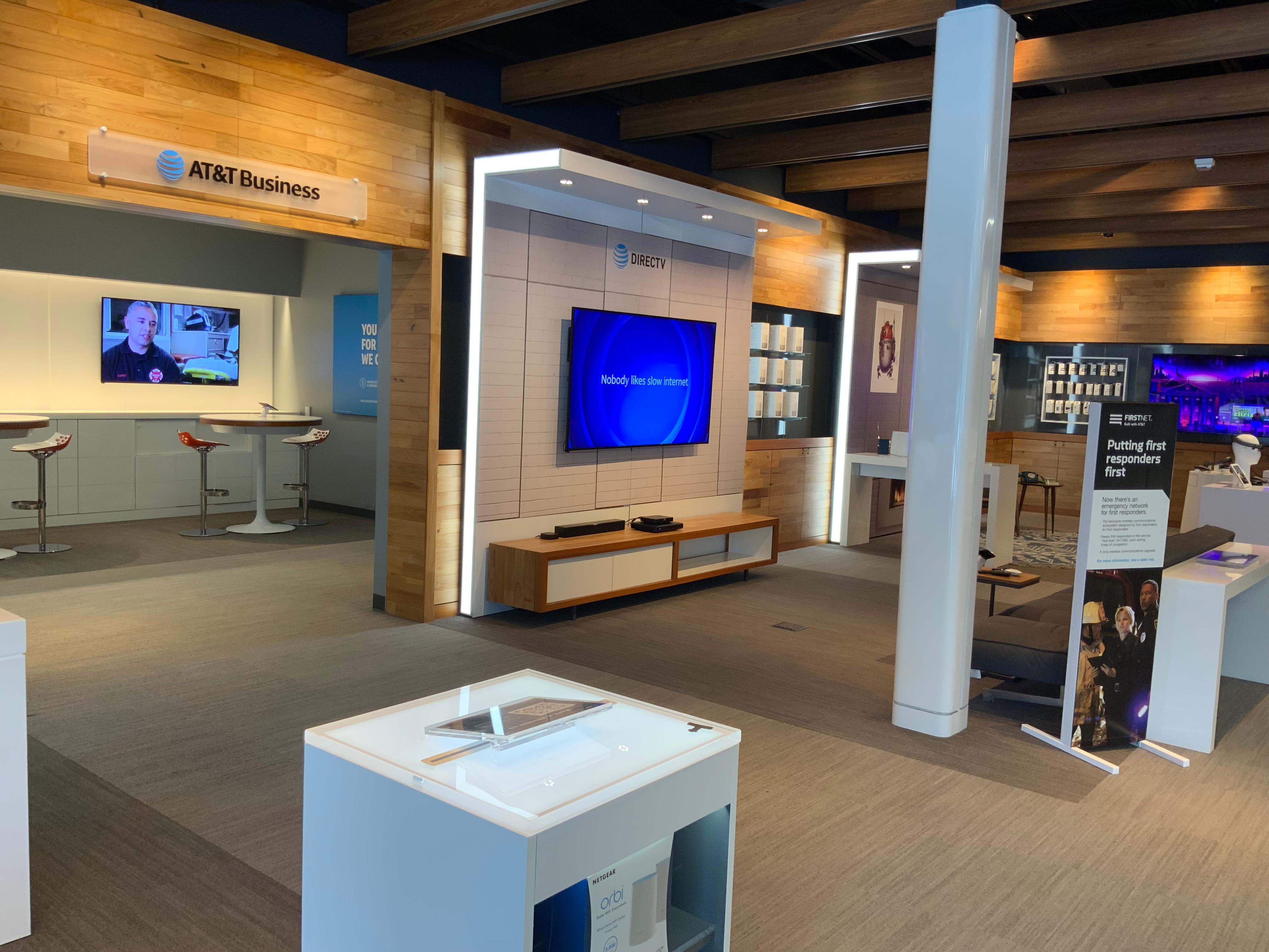 AT&T Store Photo