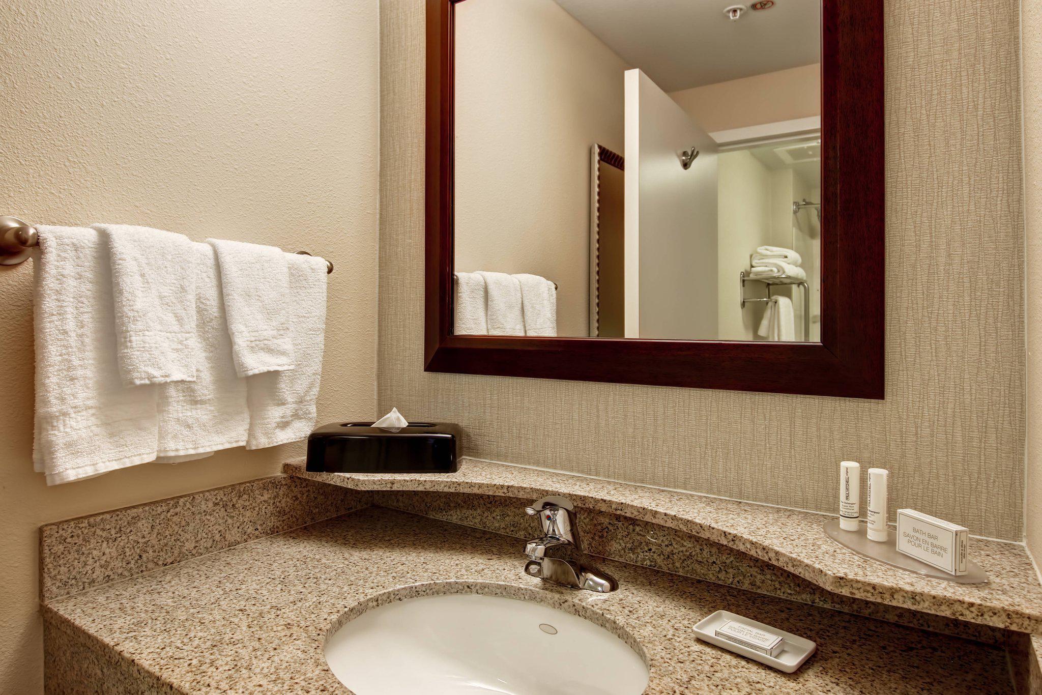 SpringHill Suites by Marriott Fresno Photo