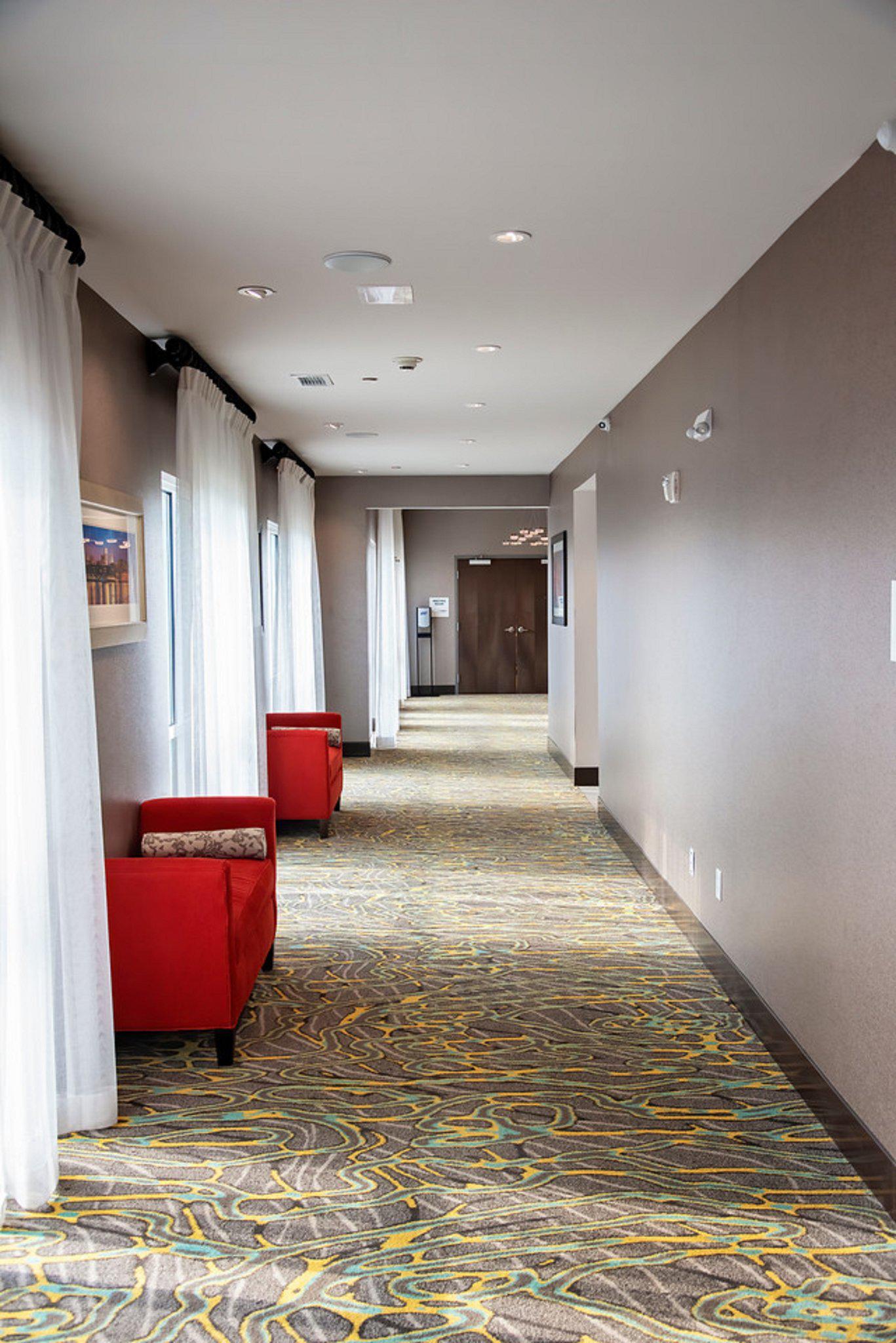 Holiday Inn & Suites Savannah Airport - Pooler Photo