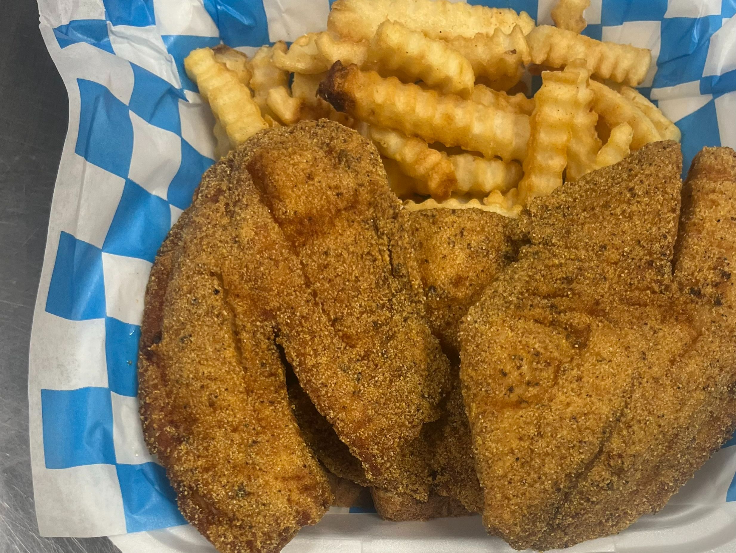 3 Piece Tilapia Fillet Dinner with Fries