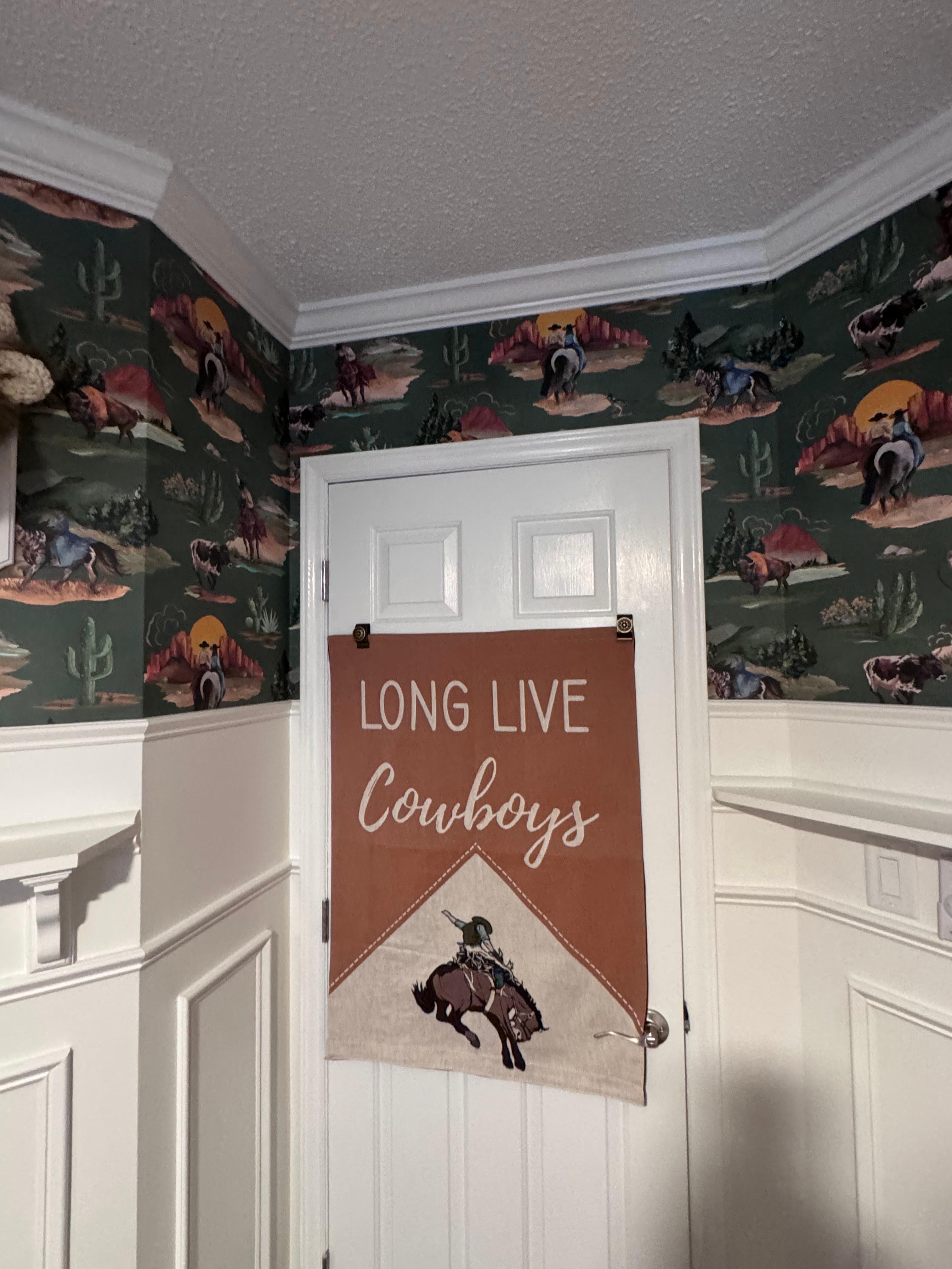 AM wallcovering&painting LLC Image