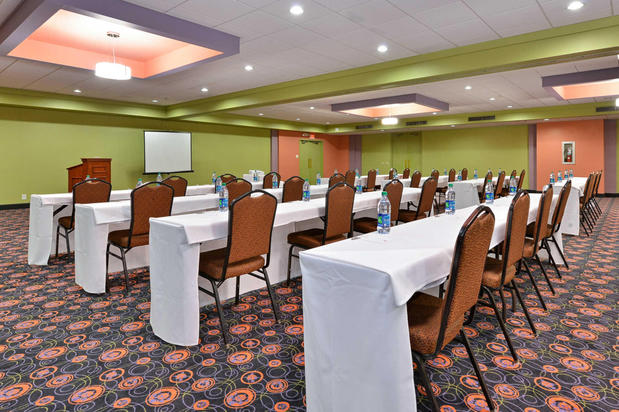 Images Clarion Hotel Nashville Downtown - Stadium