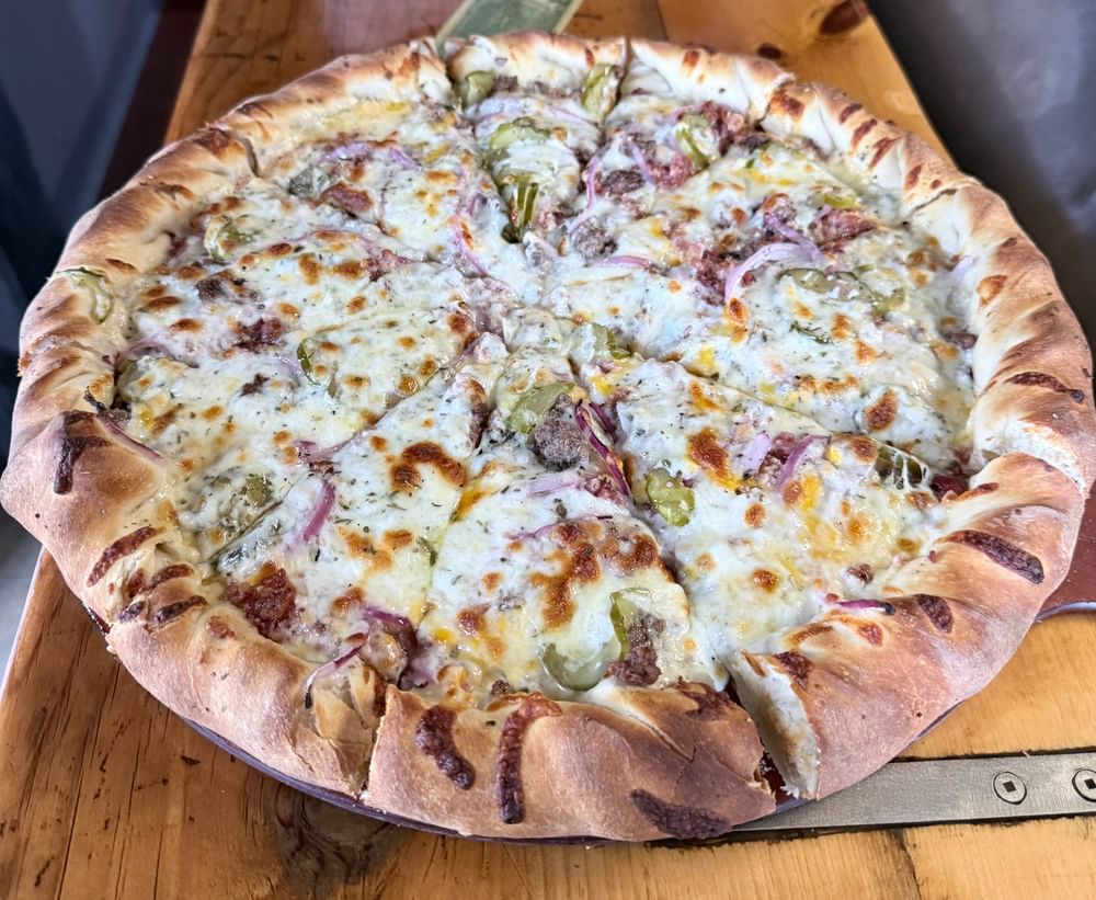 The Sawmill Pizza (Cheeseburger Pizza)