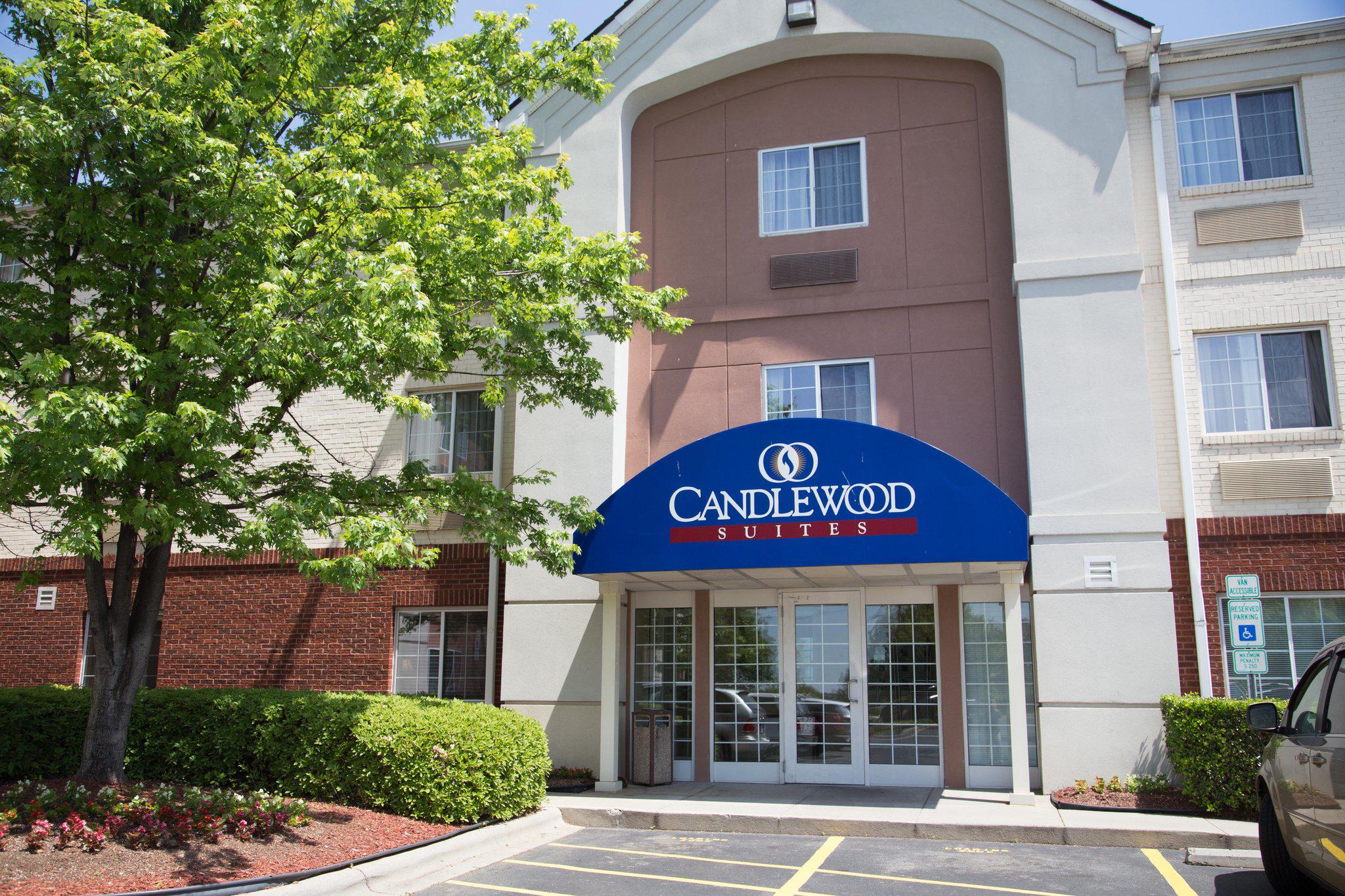 Candlewood Suites Huntersville-Lake Norman Area Photo