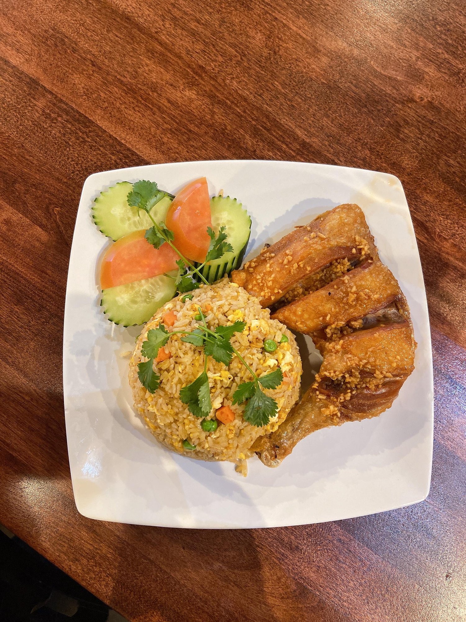 S3 / Singapore Fried Chicken w/ Garlic Sauce- Com Ga Mam Toi