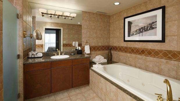 Images Sheraton Sioux Falls & Convention Center
