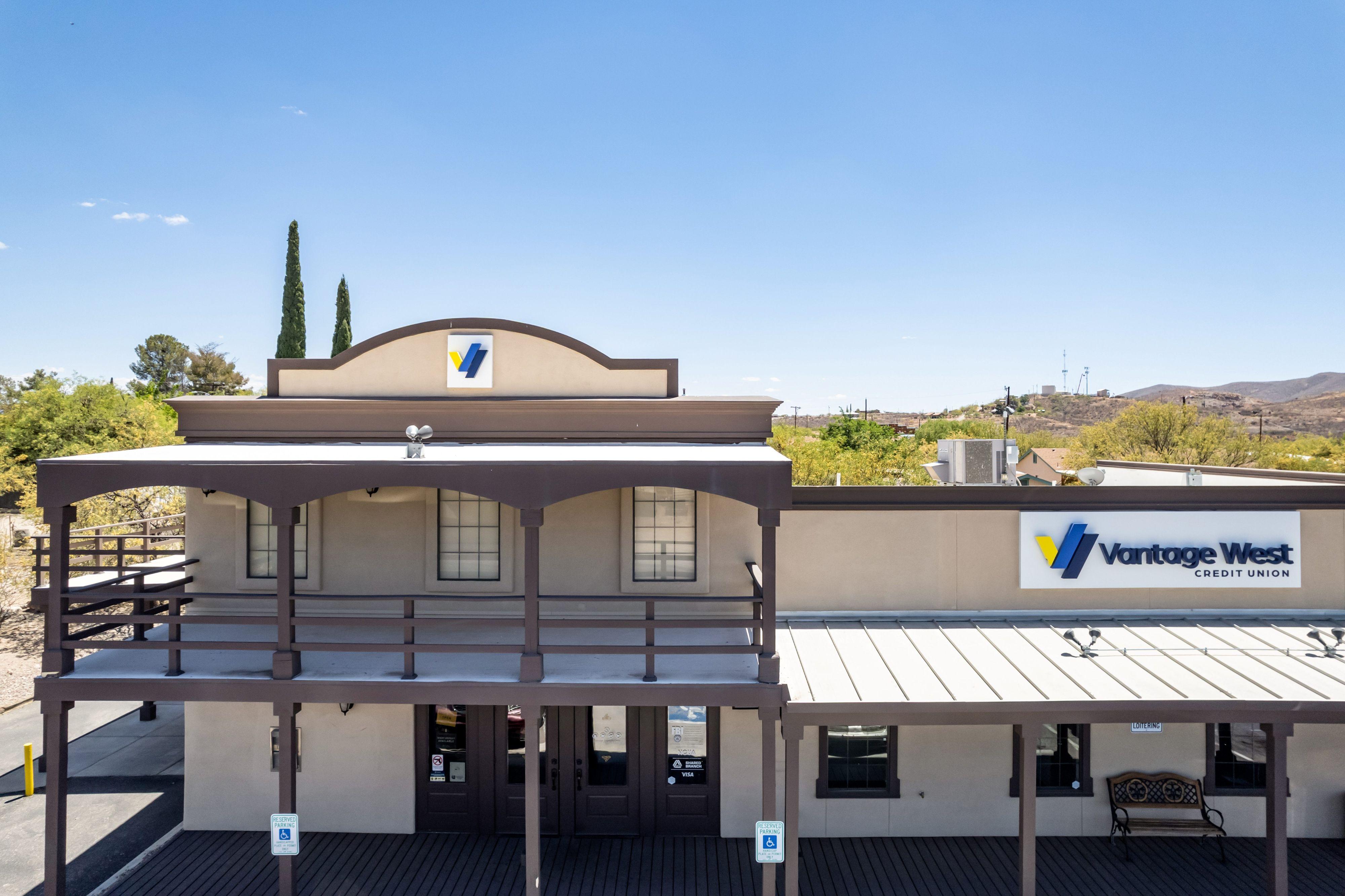 Vantage West Credit Union Image