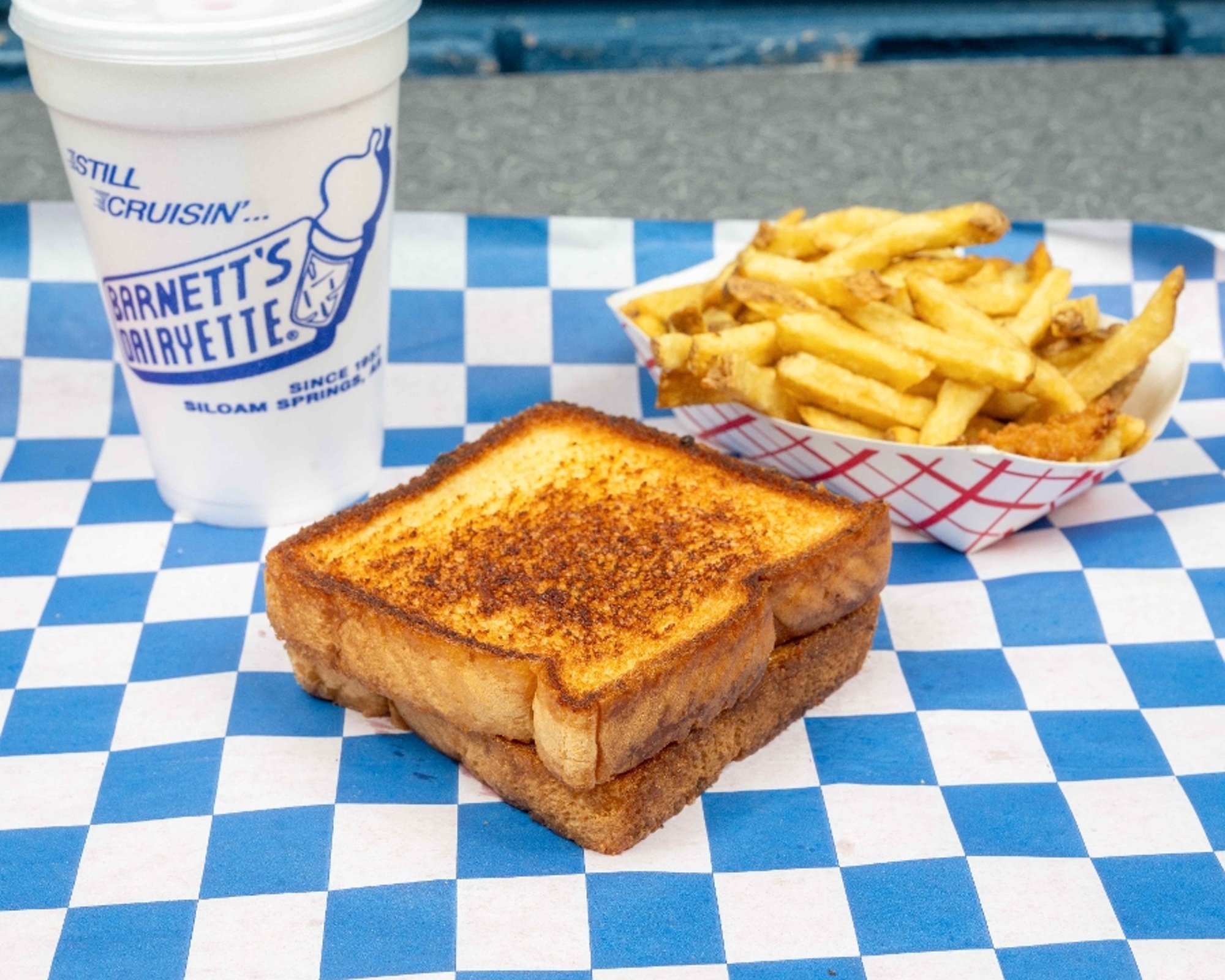 GRILLED CHEESE SANDWICH