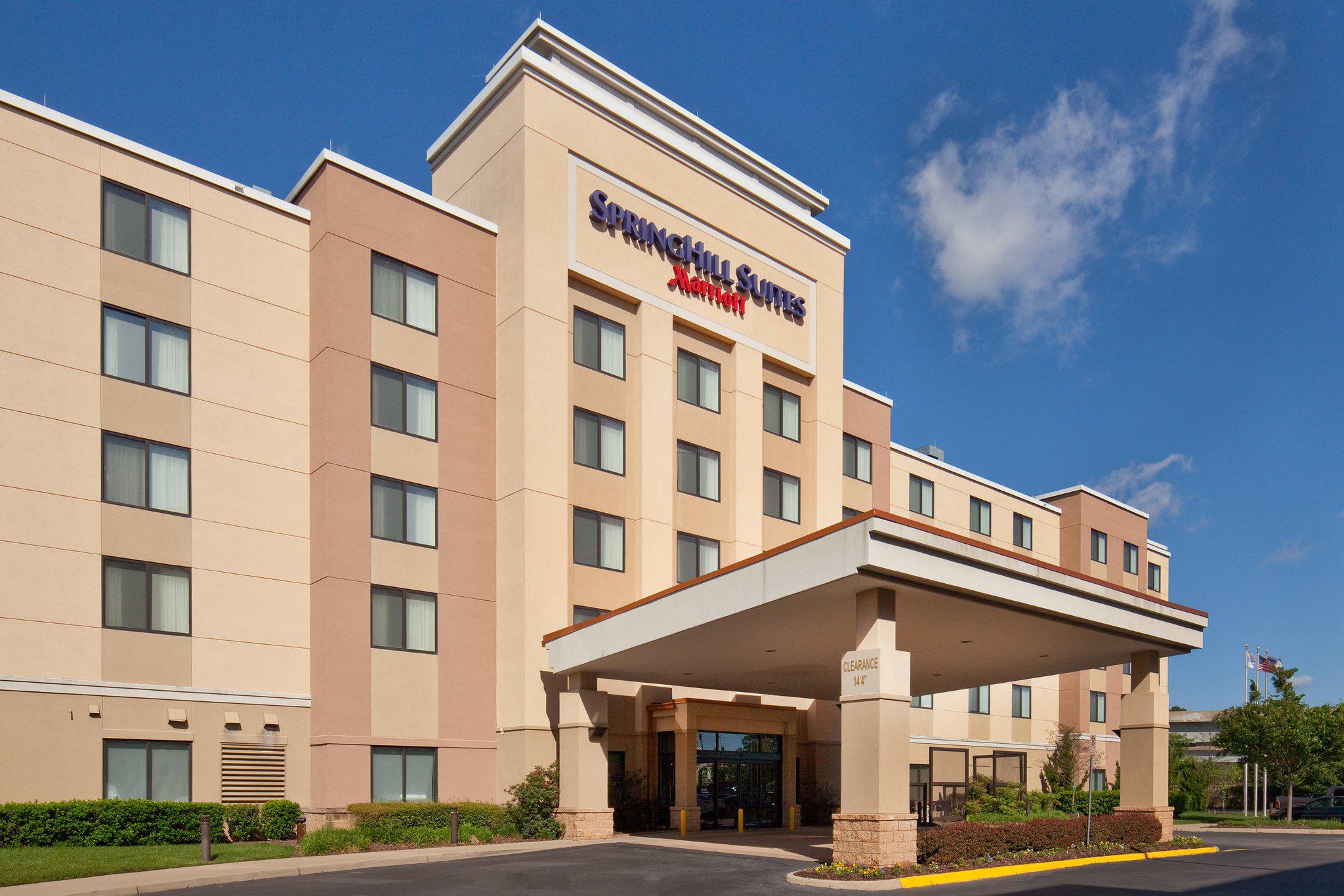 SpringHill Suites by Marriott Chesapeake Greenbrier Photo