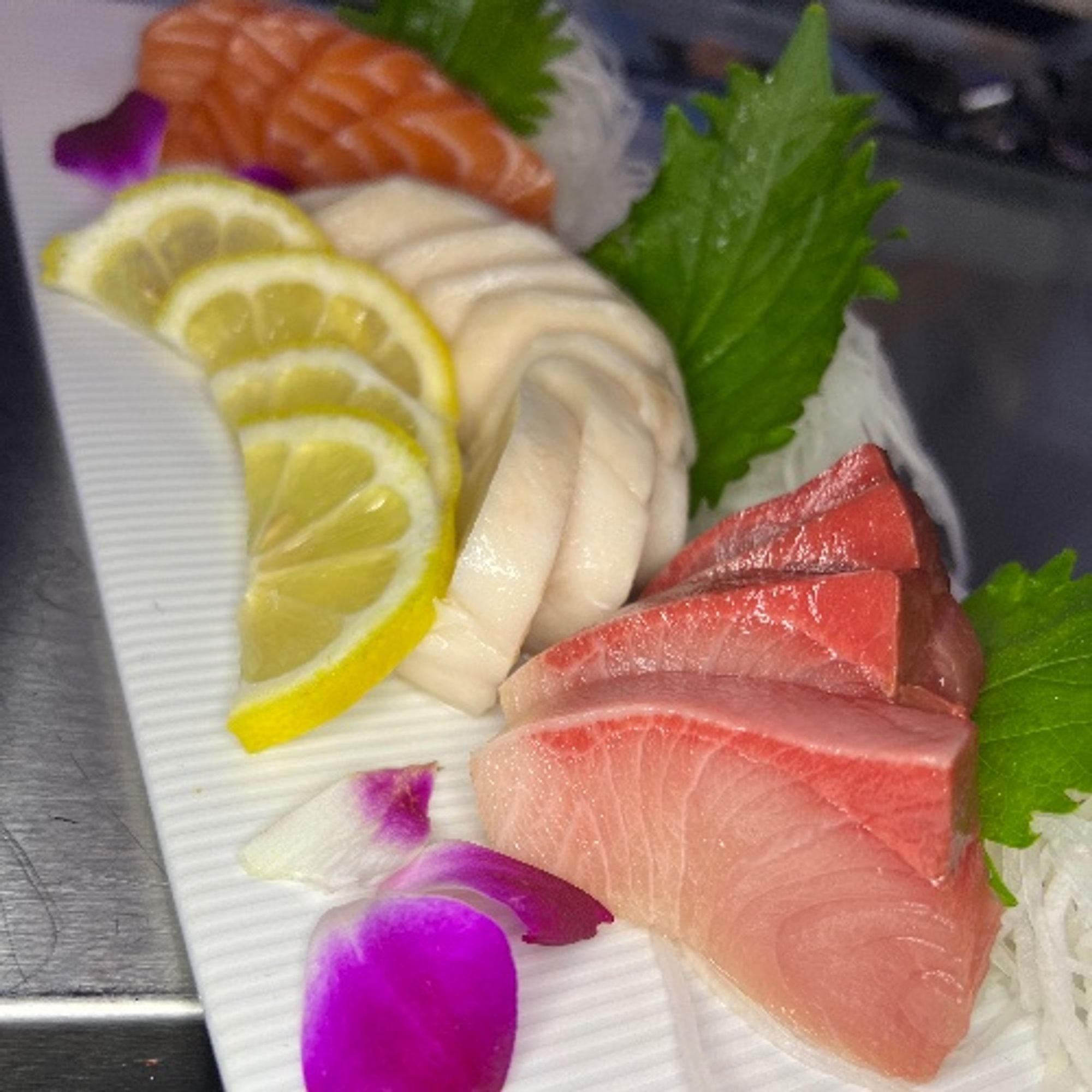 SMALL SASHIMI