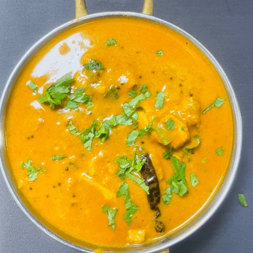 CHICKEN PATHIA